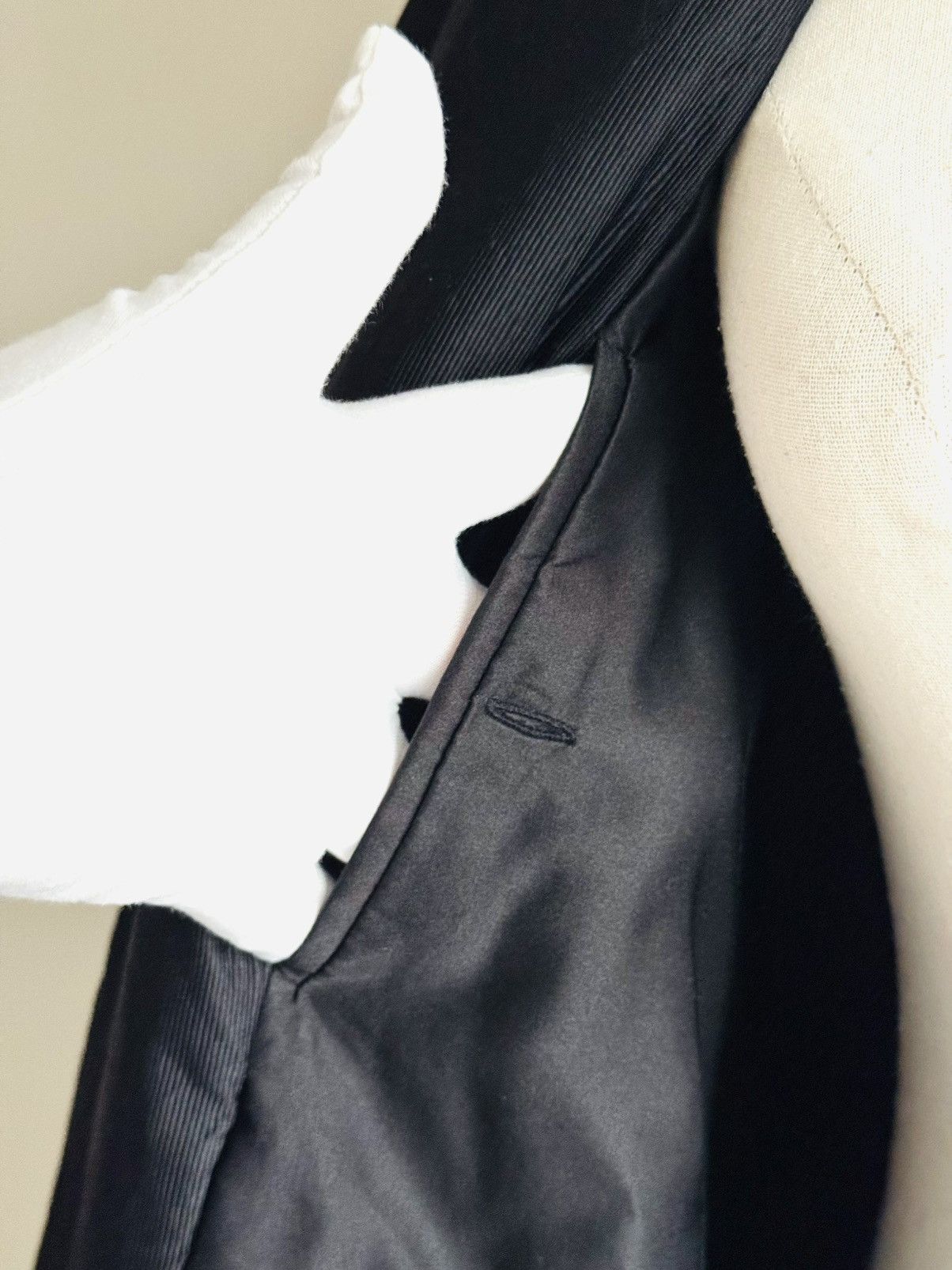 Revillon Goth Revillon by Rick Owens black puffer coat w/ tie closure Size S / US 4 / IT 40 - 12 Thumbnail