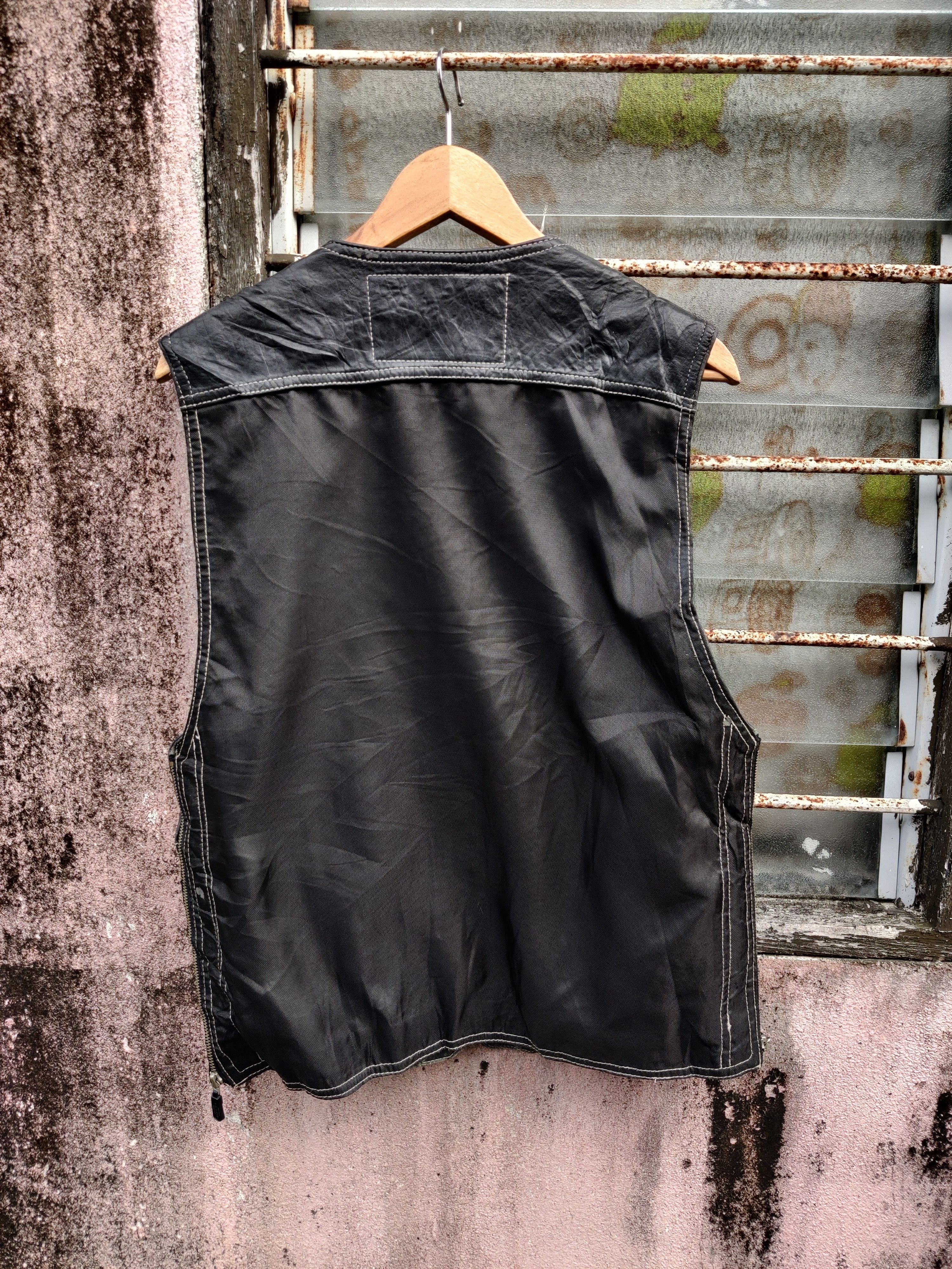 Marithe + Francois Girbaud Vintage Marithe Francois Girboud Half Leather Motorbike Vest Size US M / EU 48-50 / 2 - 4 Thumbnail