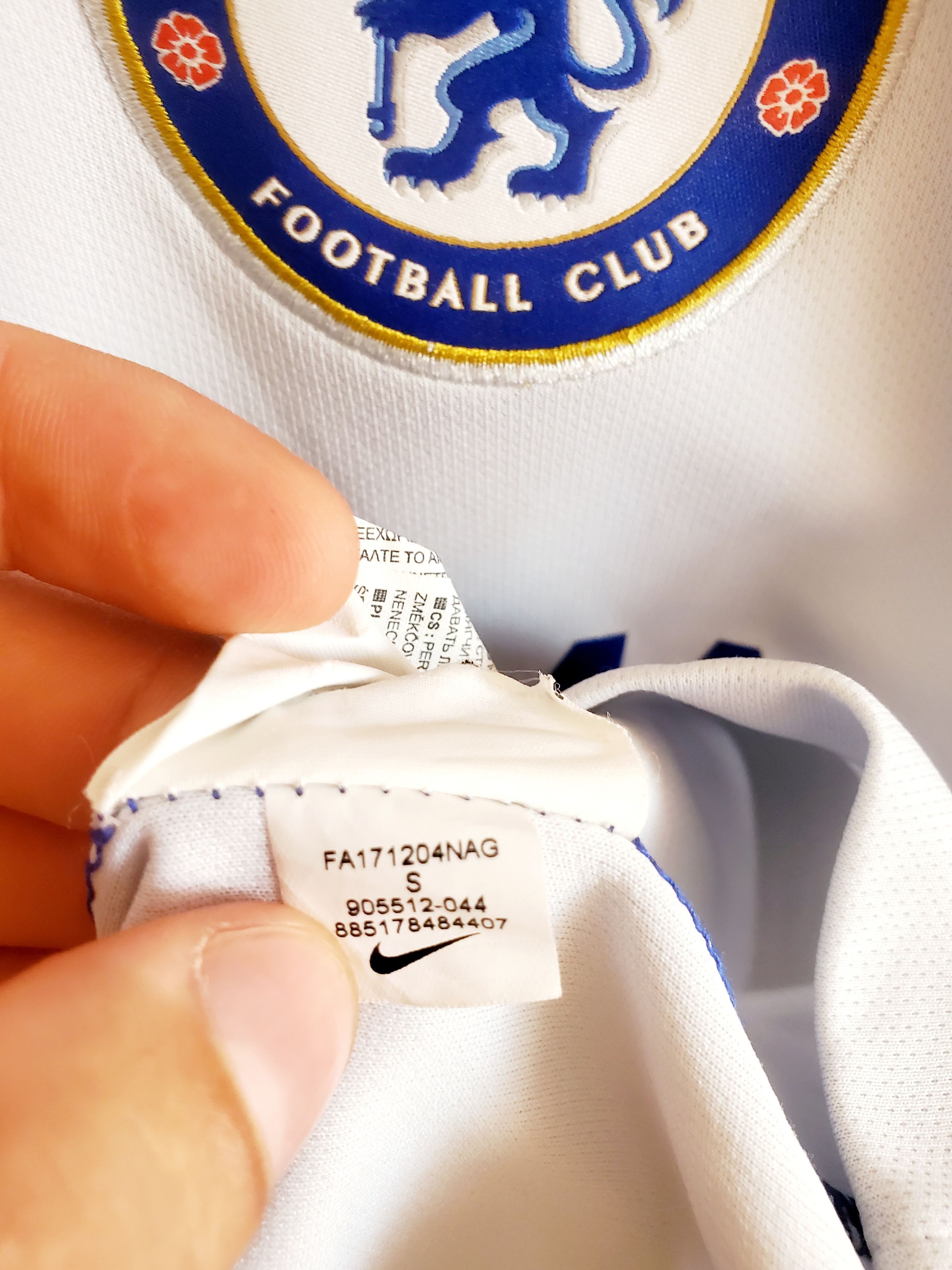 Nike Chelsea Jersey 2017 2018 Away Shirt size S Size US S / EU 44-46 / 1 - 5 Thumbnail