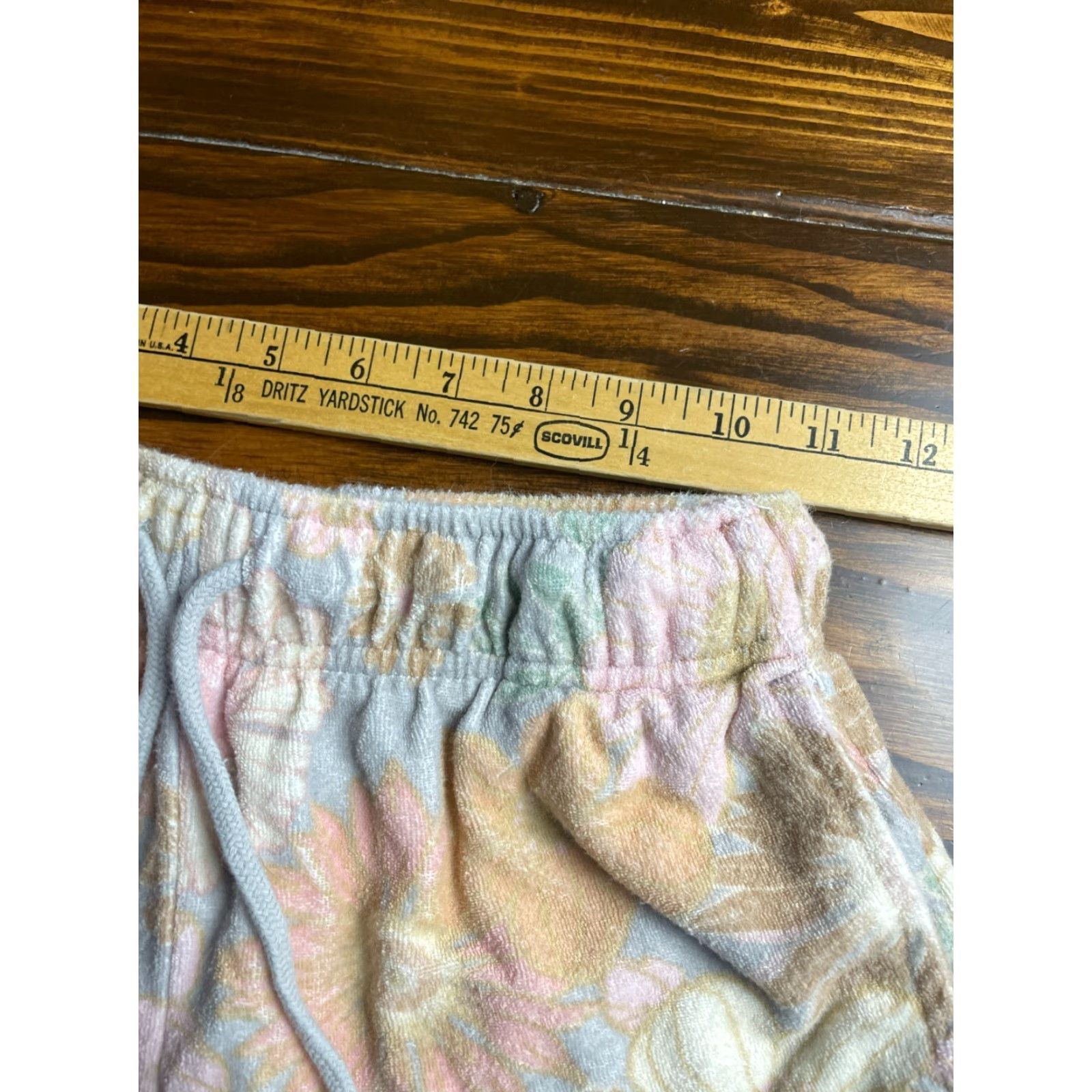 Vintage Wild Fable Shorts Women's S Pink Peach Gray Floral Lounge Terry Cloth Drawstring Size 28" / US 6 / IT 42 - 4 Thumbnail