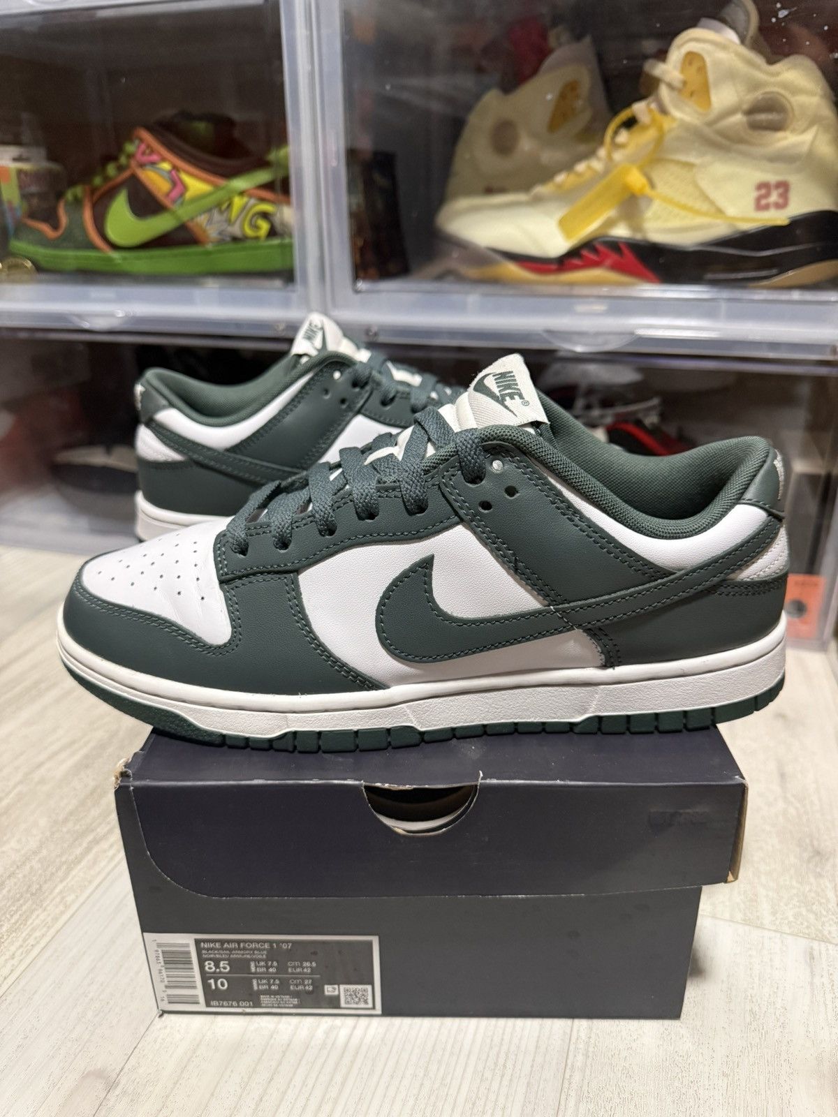 Nike Nike Dunk Low Vintage Green Size US 8.5 / EU 41-42 - 1 Thumbnail