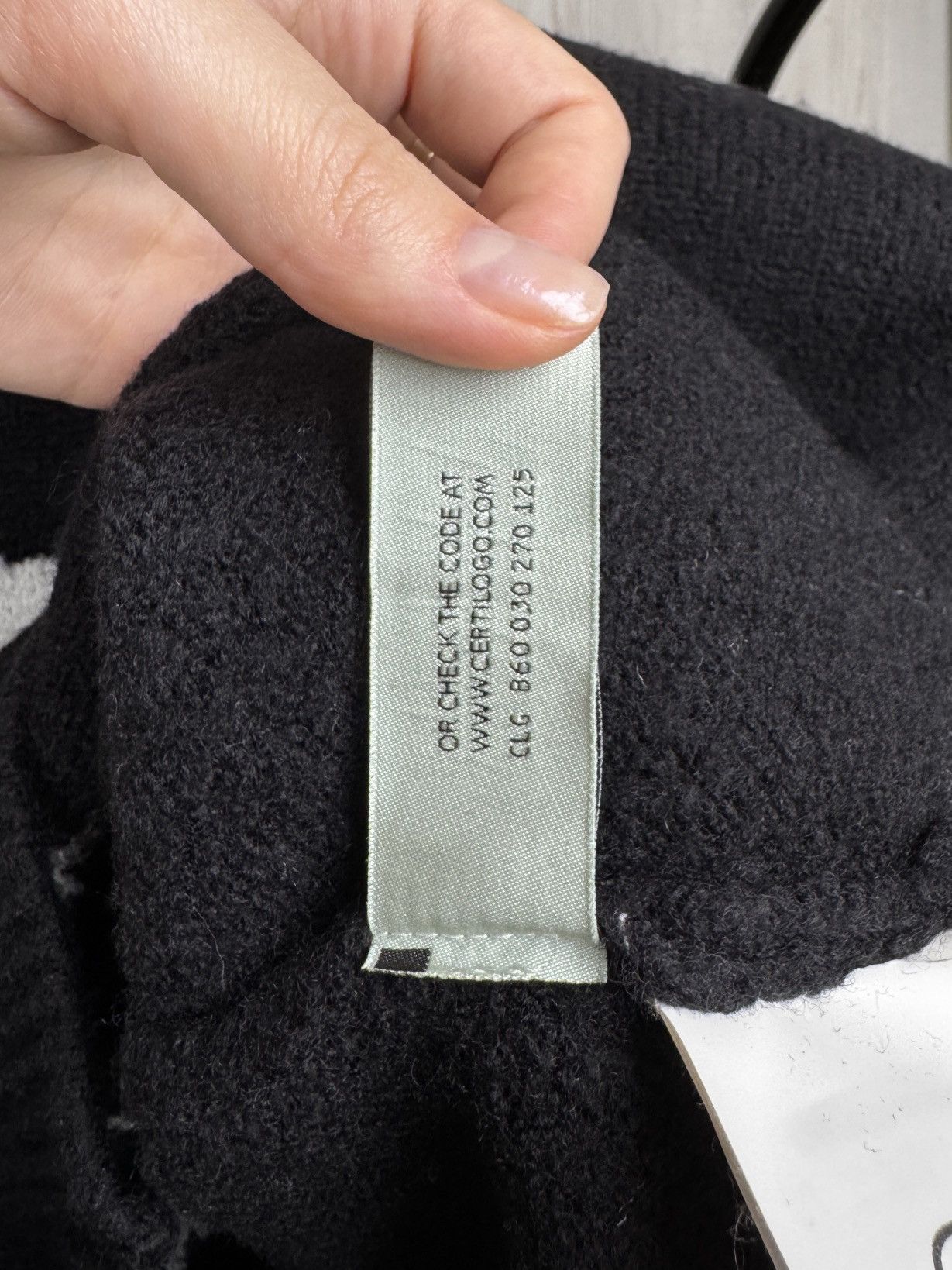 Off-White OFF-WHITE Graffiti Logo Intarsia Jumper Black sweater Size M / US 6-8 / IT 42-44 - 10 Thumbnail