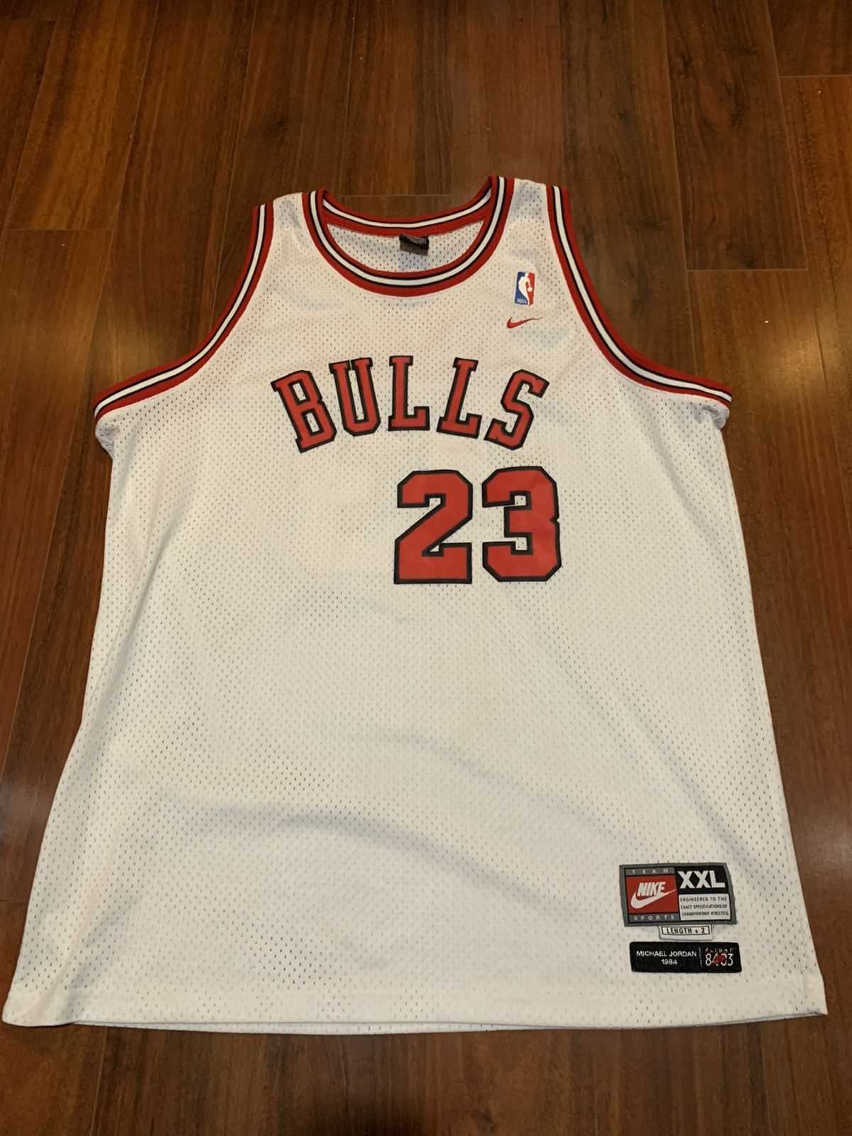 NBA × Nike Michael Jordan classic Size US XXL / EU 58 / 5 - 1 Thumbnail