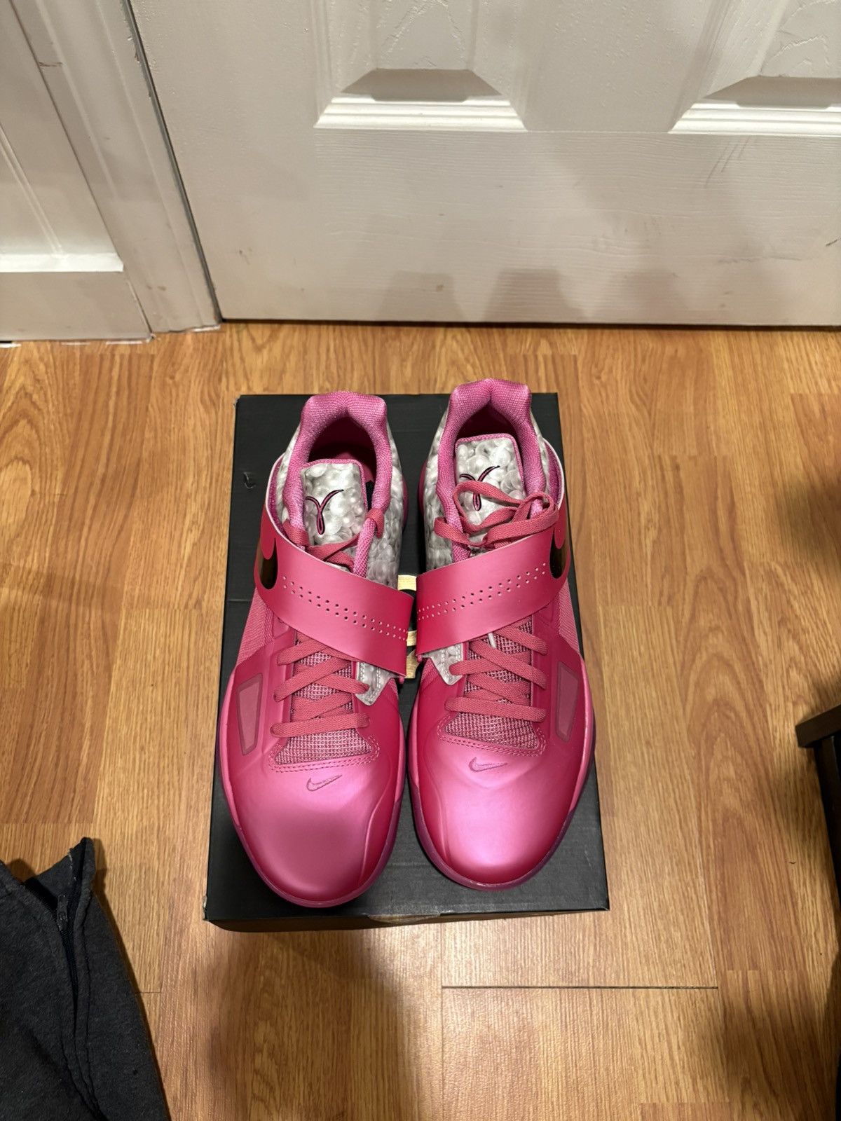 Nike Nike and IV Pink Aunt Pearl Size US 10.5 / EU 43-44 - 3 Thumbnail
