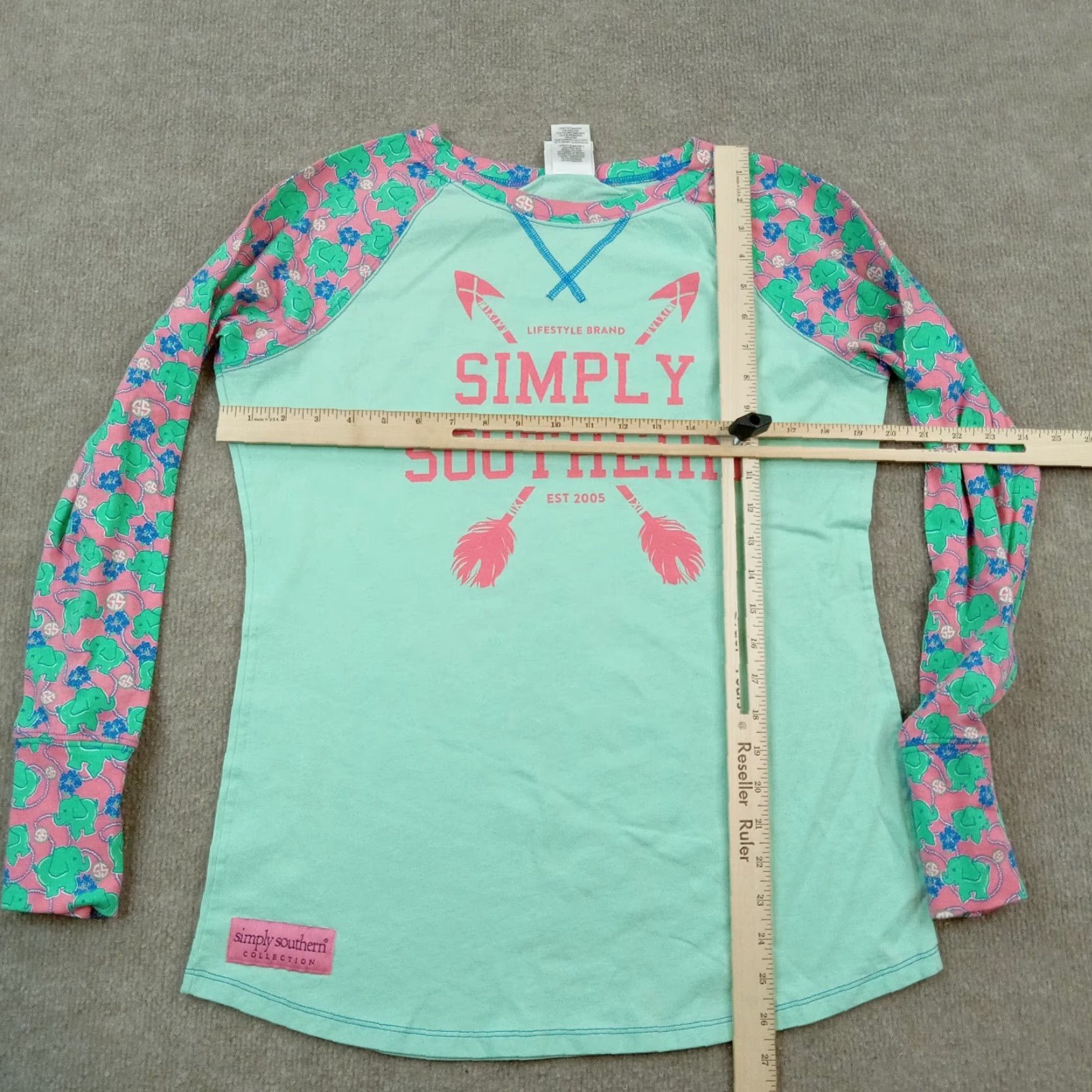 Vintage Simply Southern Shirt Womens Large Green Raglan Long Sleeve Floral Elephants Womens Size M / US 6-8 / IT 42-44 - 2 Thumbnail