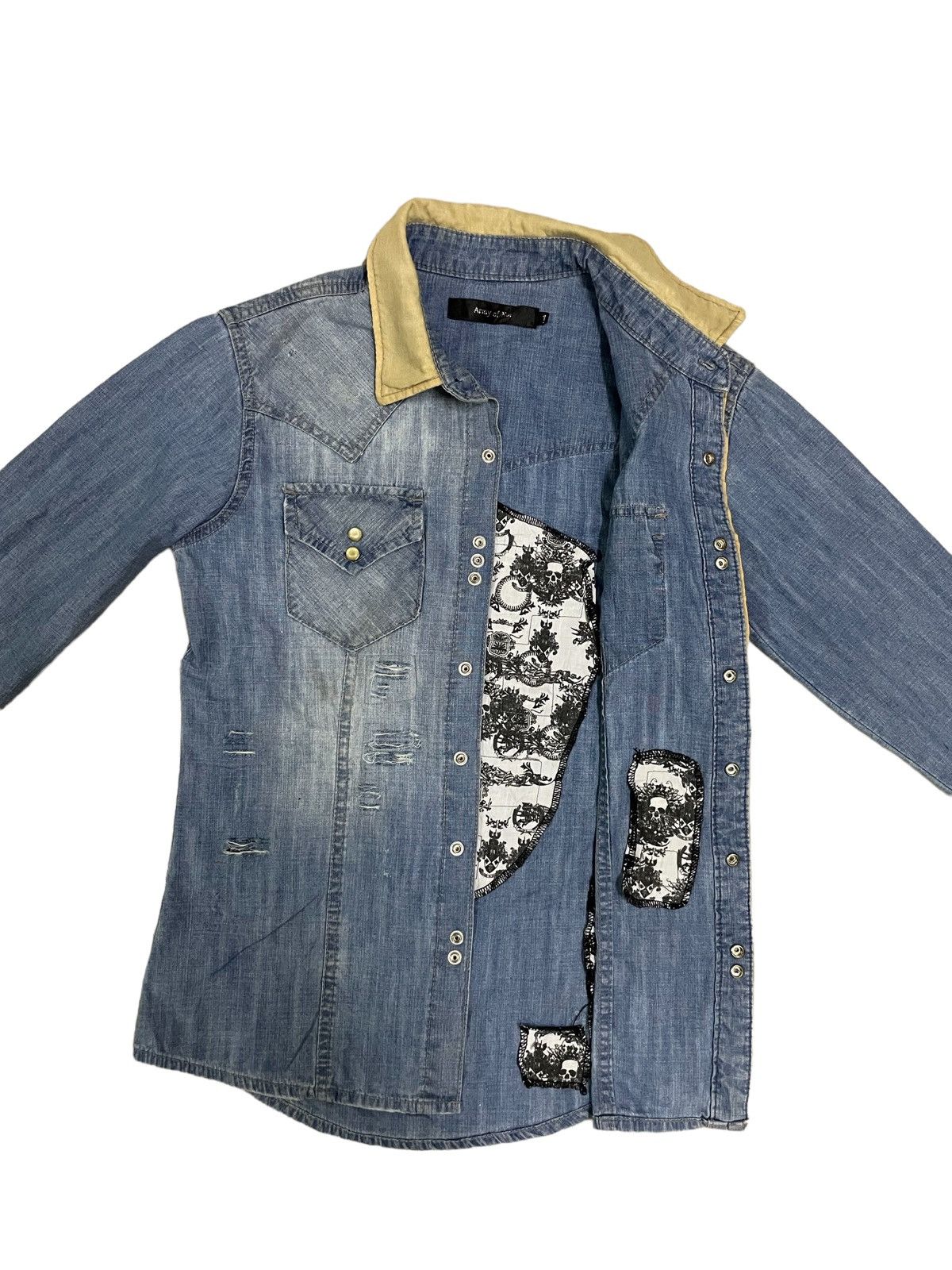 Japanese Brand Japanese Brand Skull Patches Ripped Denim Western Shirt Size S / US 4 / IT 40 - 6 Thumbnail