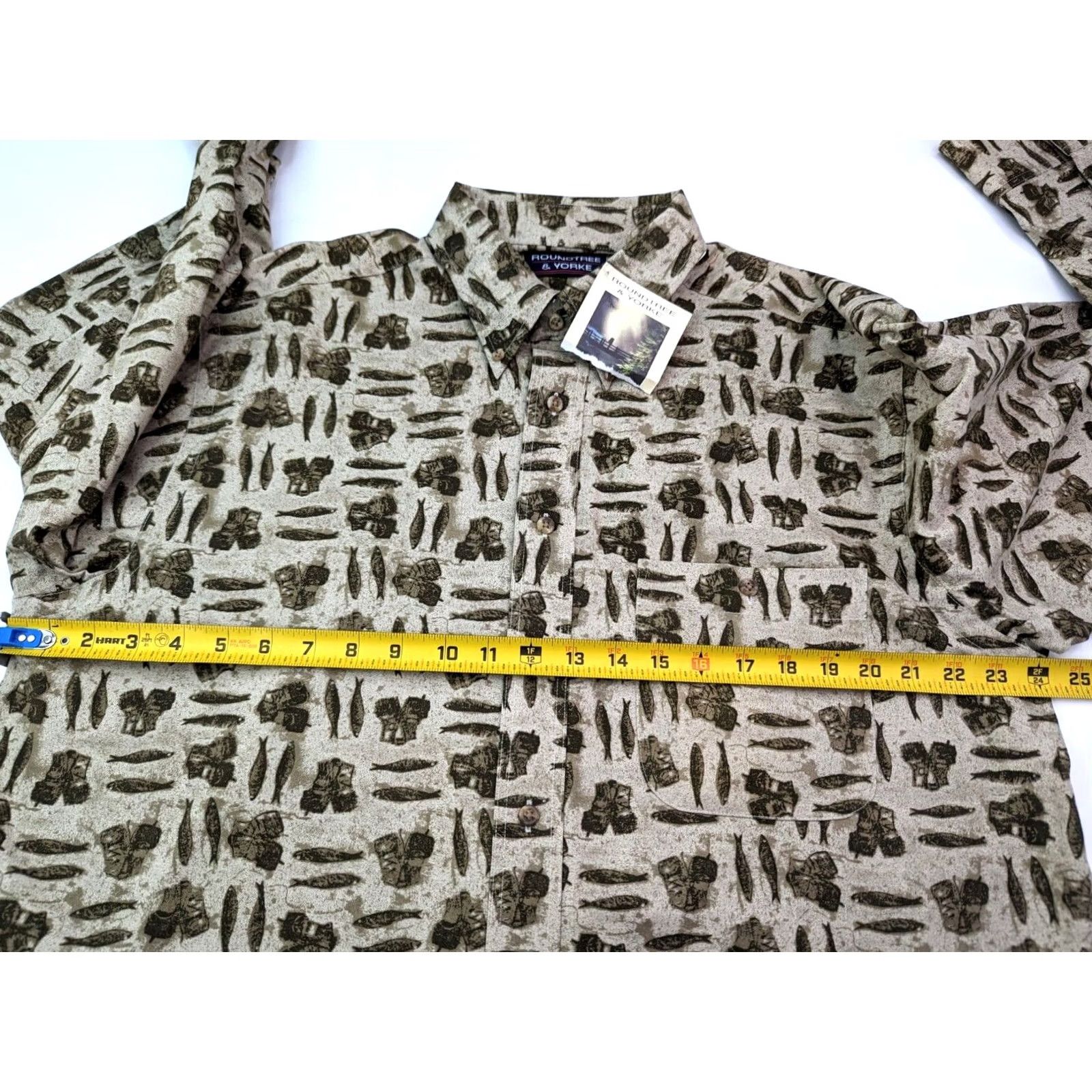 Roundtree & Yorke ROUNDtree & Yorke Fishing Themed All Over Print Shirt Men LG Beige Long Sleeve Size US L / EU 52-54 / 3 - 7 Thumbnail