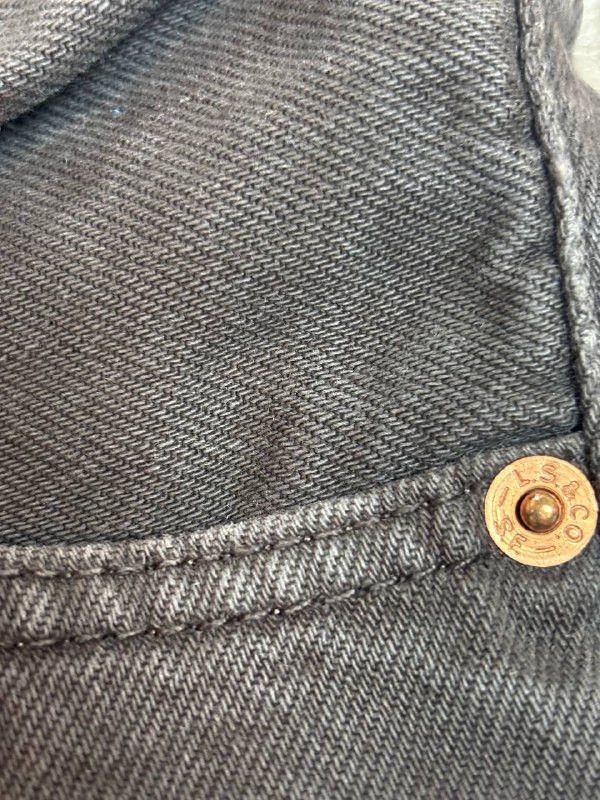 Levi's Vintage Clothing Vintage Levi’s 501 Grey Denim 1998 Made in Hungary W28 L30 Size US 28 / EU 44 - 11 Thumbnail