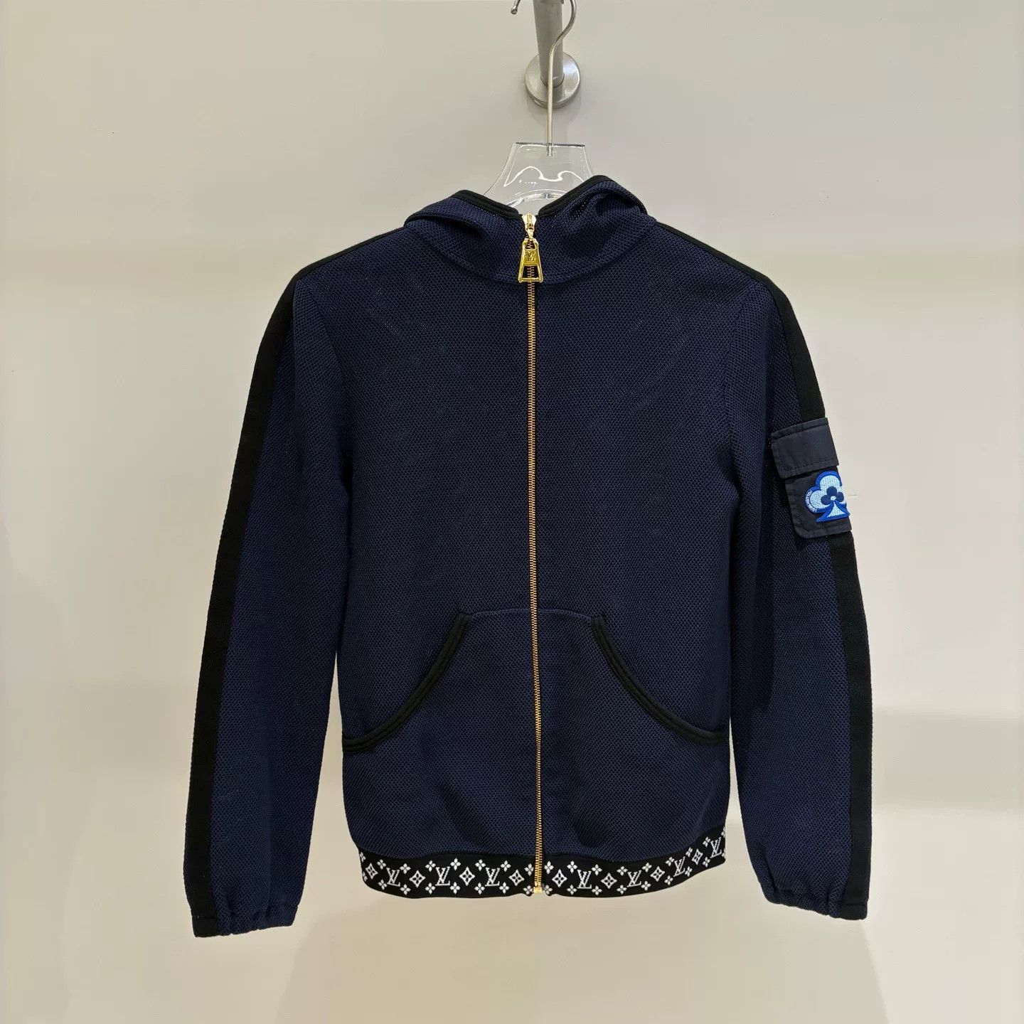 Louis Vuitton Louis Vuitton Logo Hooded Jacket Coat Size US S / EU 44-46 / 1 - 1 Thumbnail