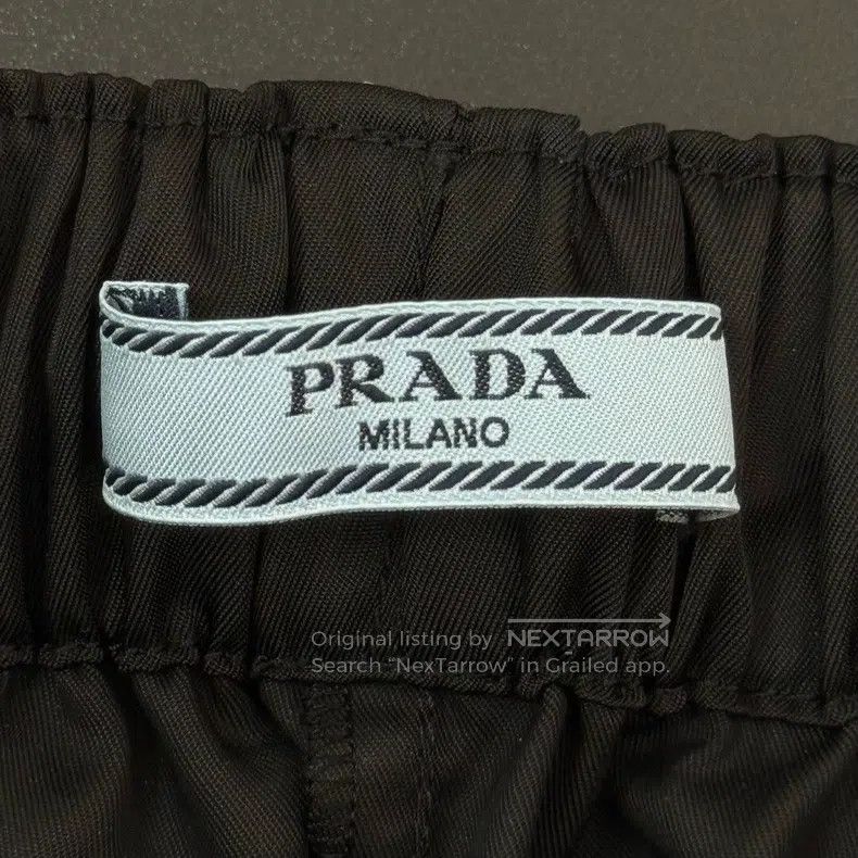 Prada Prada Black metal triangle label nylon shorts Size 24" / US 00 / IT 34 - 5 Thumbnail