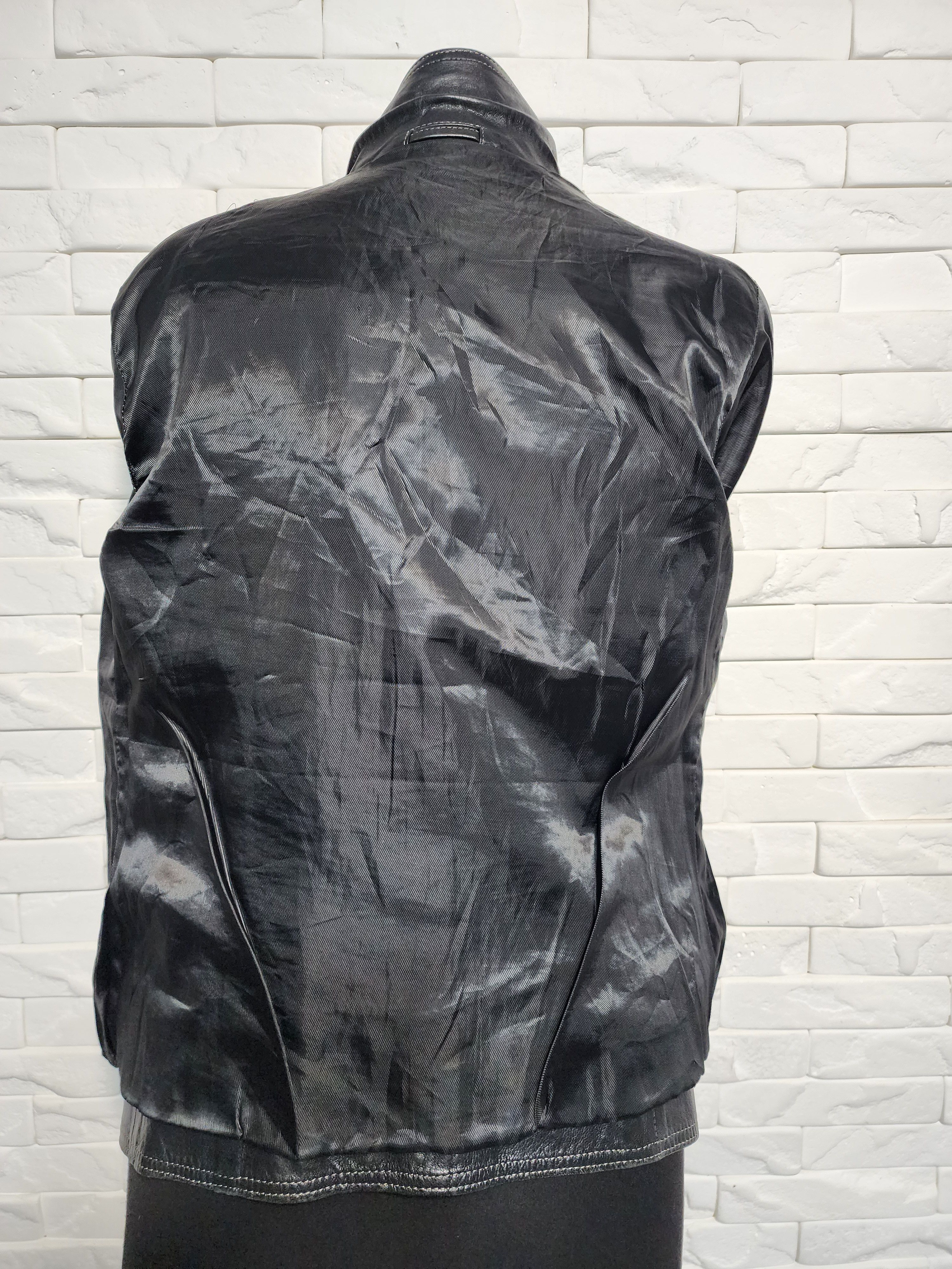 Other Black Leather Jacket: Women's Metal Zipper Coat Size M / US 6-8 / IT 42-44 - 7 Thumbnail