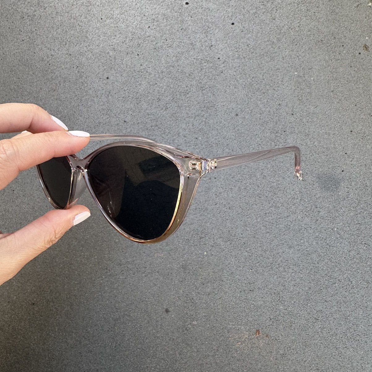 Other Y2K Unisex Sunglasses Retro Fashion Shades DL800-01 Size ONE SIZE - 2 Thumbnail