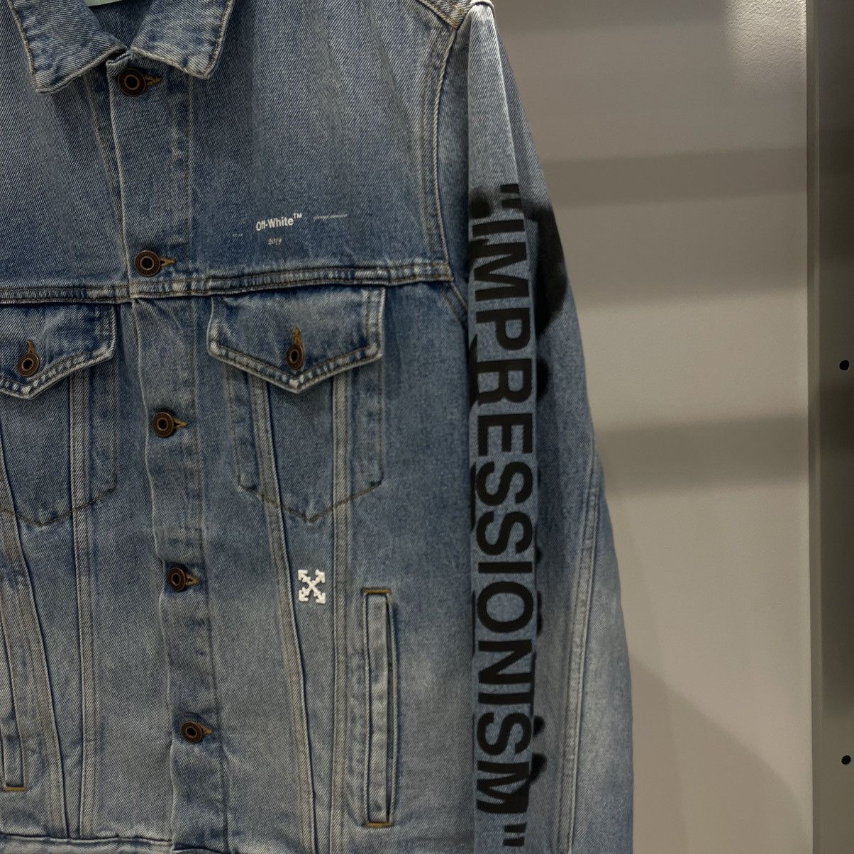 Off-White × Virgil Abloh Off-White Slim Fit Spray Paint Diag Denim Jacket Size US L / EU 52-54 / 3 - 2 Thumbnail