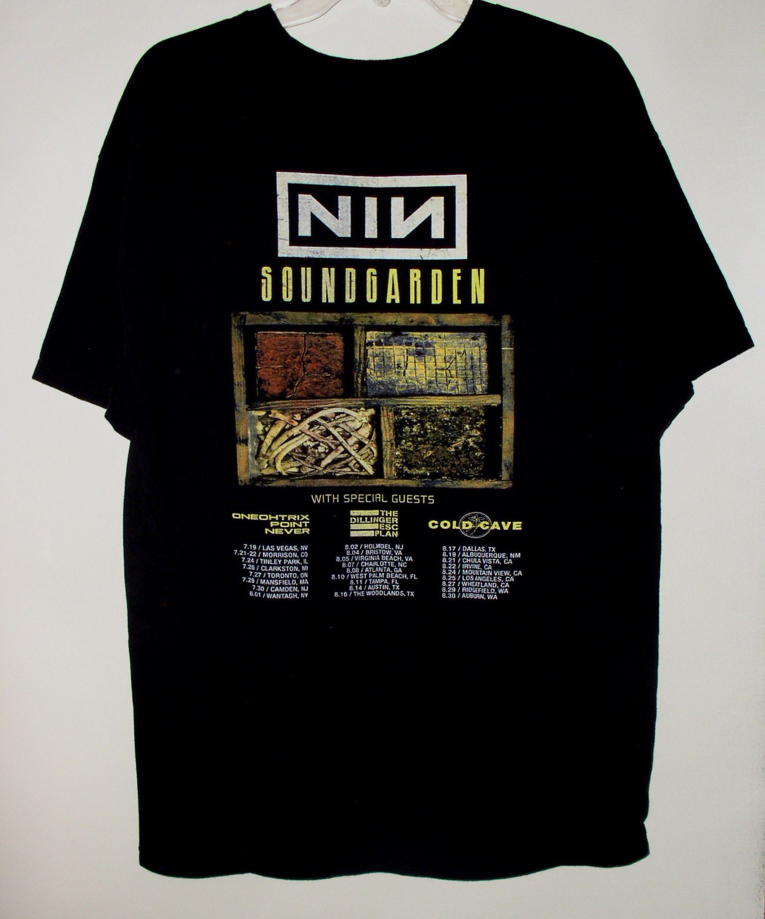 トップス NINE INCH NAILS SOUNDGARDEN TOUR 2014 L Nine Inch Nails Soundgarden Concert Tour T Shirt 2014 Guests