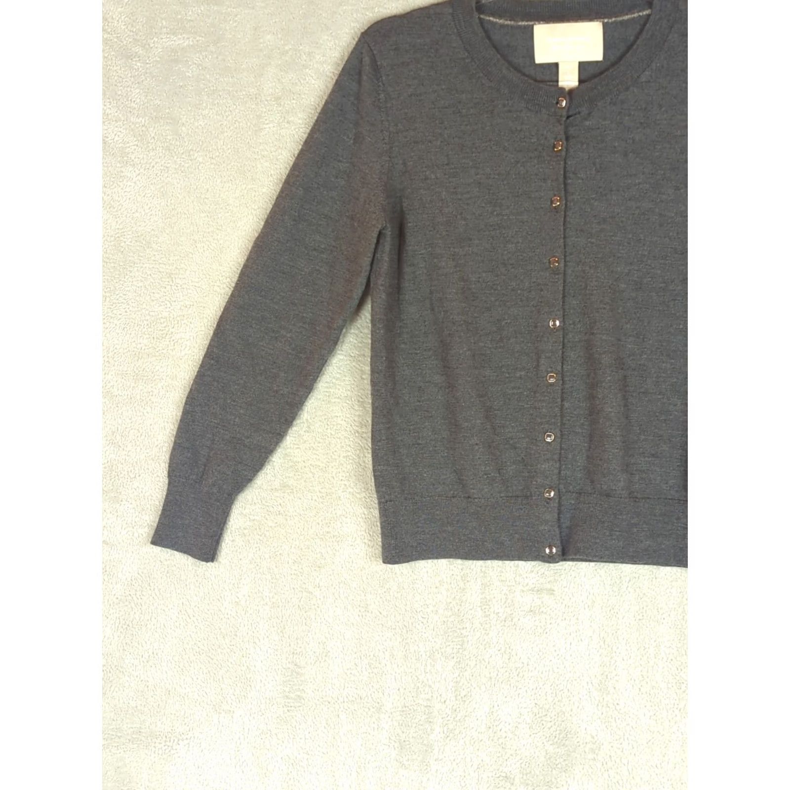 Banana Republic Banana Republic Merino Wool Cardigan Sweater Womens L Petite Gray Crew Neck Long Sleeve Button Solid Vintage No Size L / US 10 / IT 46 - 2 Thumbnail