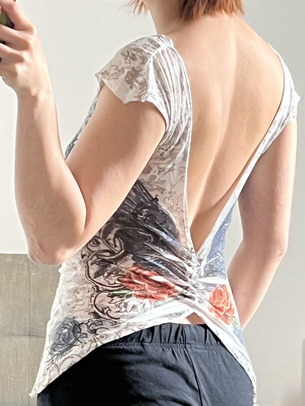 Guess Open back vintage Guess top Size S / US 4 / IT 40 - 1 Thumbnail