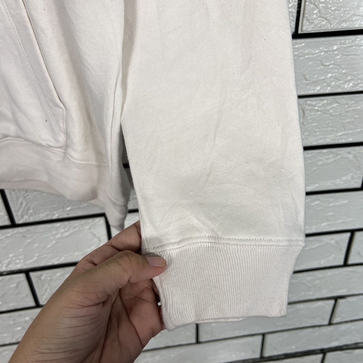 Gap GAP Tonal Archpohd Carls Stone Pullover Hoodies #4258-C194 Size US XS / EU 42 / 0 - 8 Thumbnail