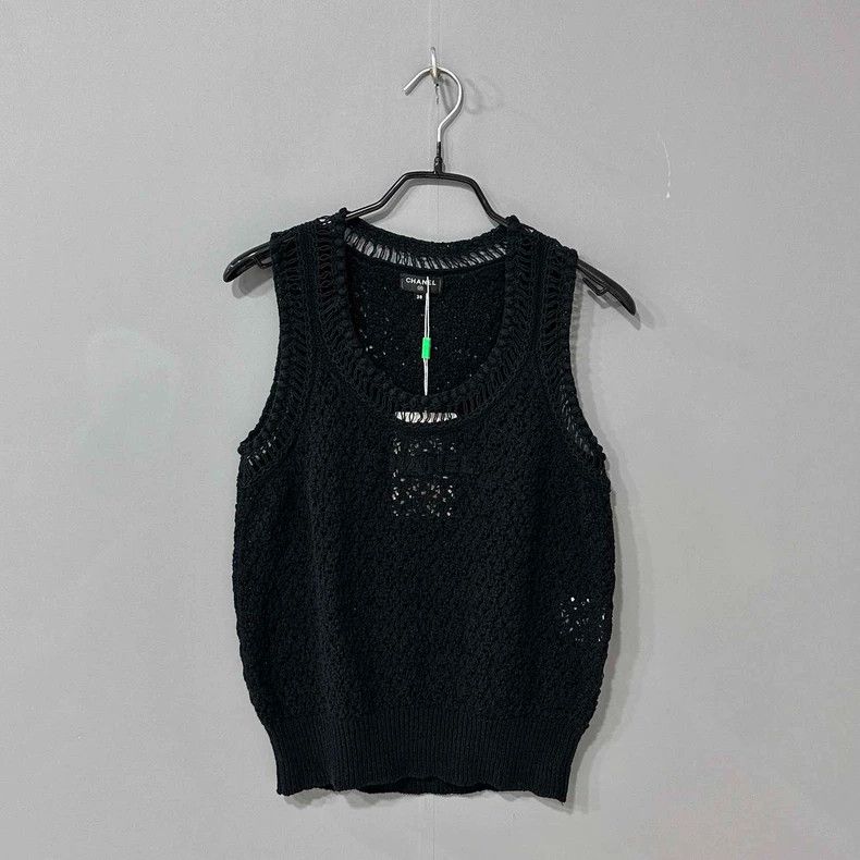 Chanel Chanel Large logo crochet knitted back on the chest 2504-Ne Size XS / US 0-2 / IT 36-38 - 1 Thumbnail