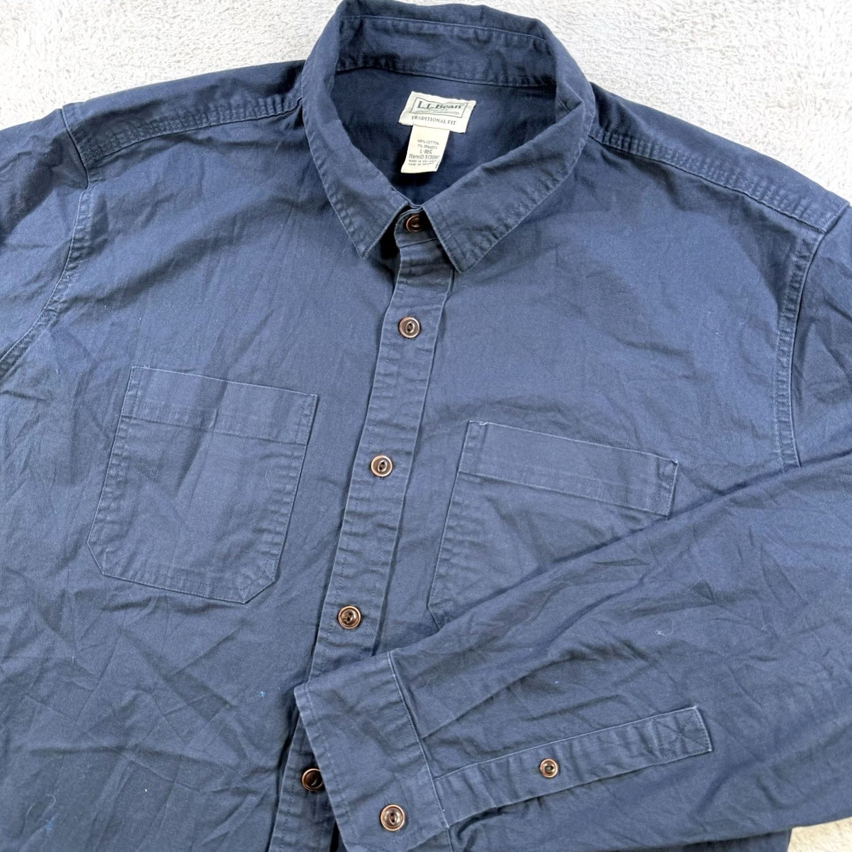 Vintage LL Bean Button-Up Shirt Mens Large Blue Twill Classic Fit Long Sleeve Button-Front Collared Shirt Size US L / EU 52-54 / 3 - 2 Thumbnail