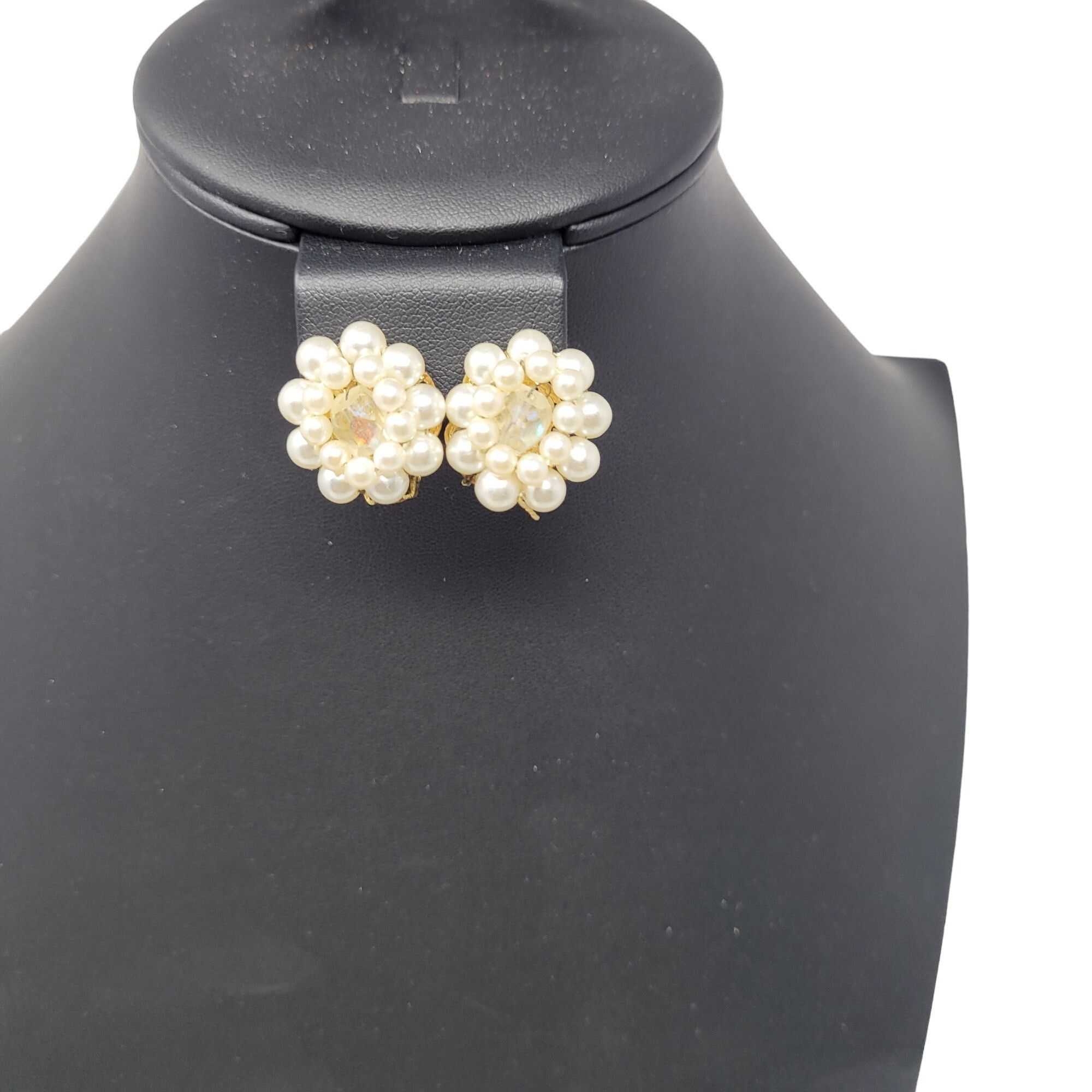 Vintage Vtg 50s Signed Japan Gold Tone Faux Pearl Clip-On Earrings Size ONE SIZE - 9 Thumbnail