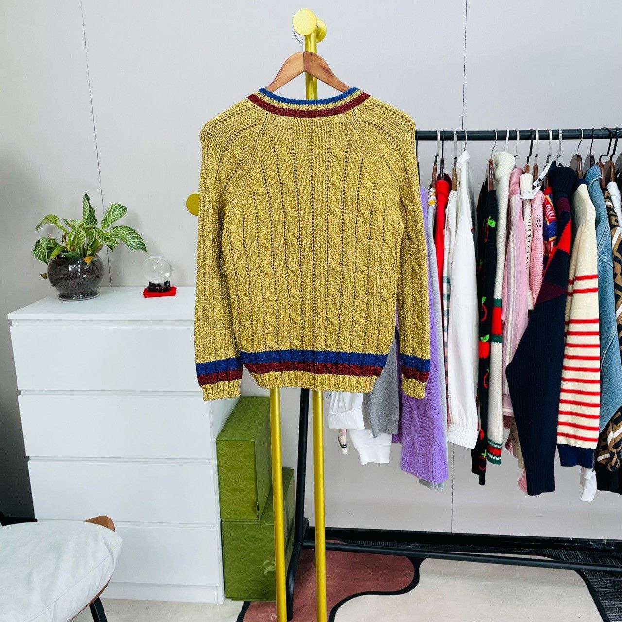 Gucci Gucci Gold color-blocked sweater 2501-Nextarrow Size US S / EU 44-46 / 1 - 2 Thumbnail