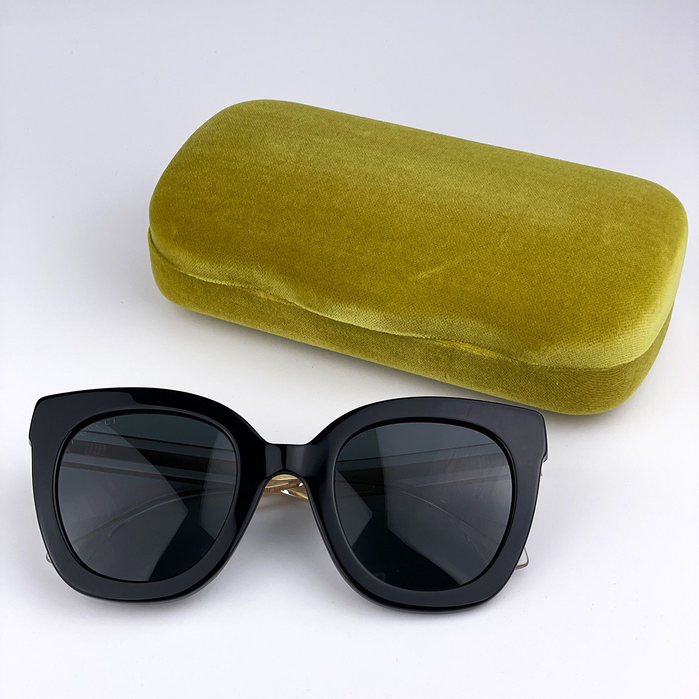 Gucci NEW Gucci GG0564SN 001 Cat Eye Women Sunglasses Size ONE SIZE - 4 Thumbnail