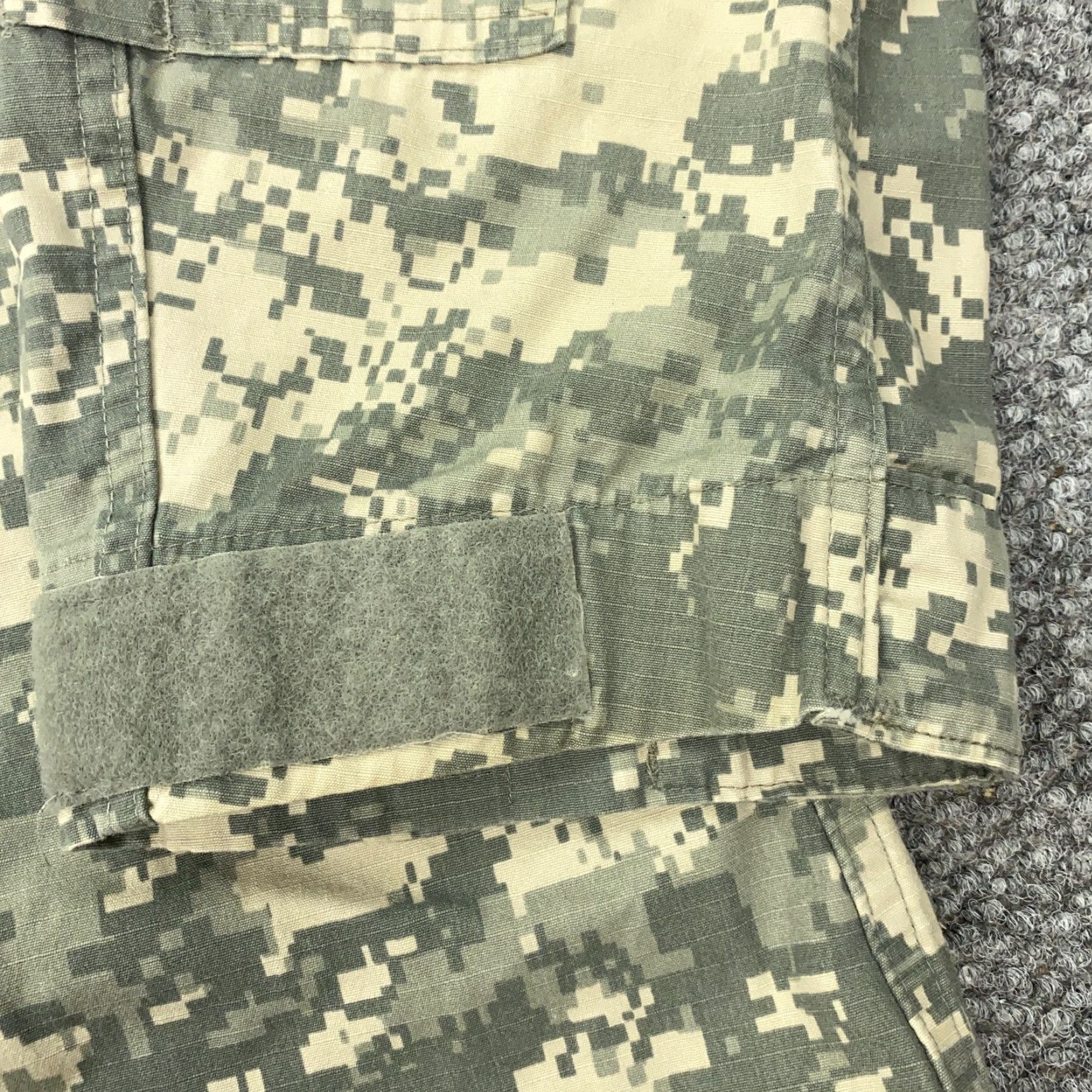 Vintage Bremen Bowdon Mfg. Co. US Army Combat Uniform Jacket Mens XL Regular Digital Camo Ripstop Green Military Size US XL / EU 56 / 4 - 7 Thumbnail