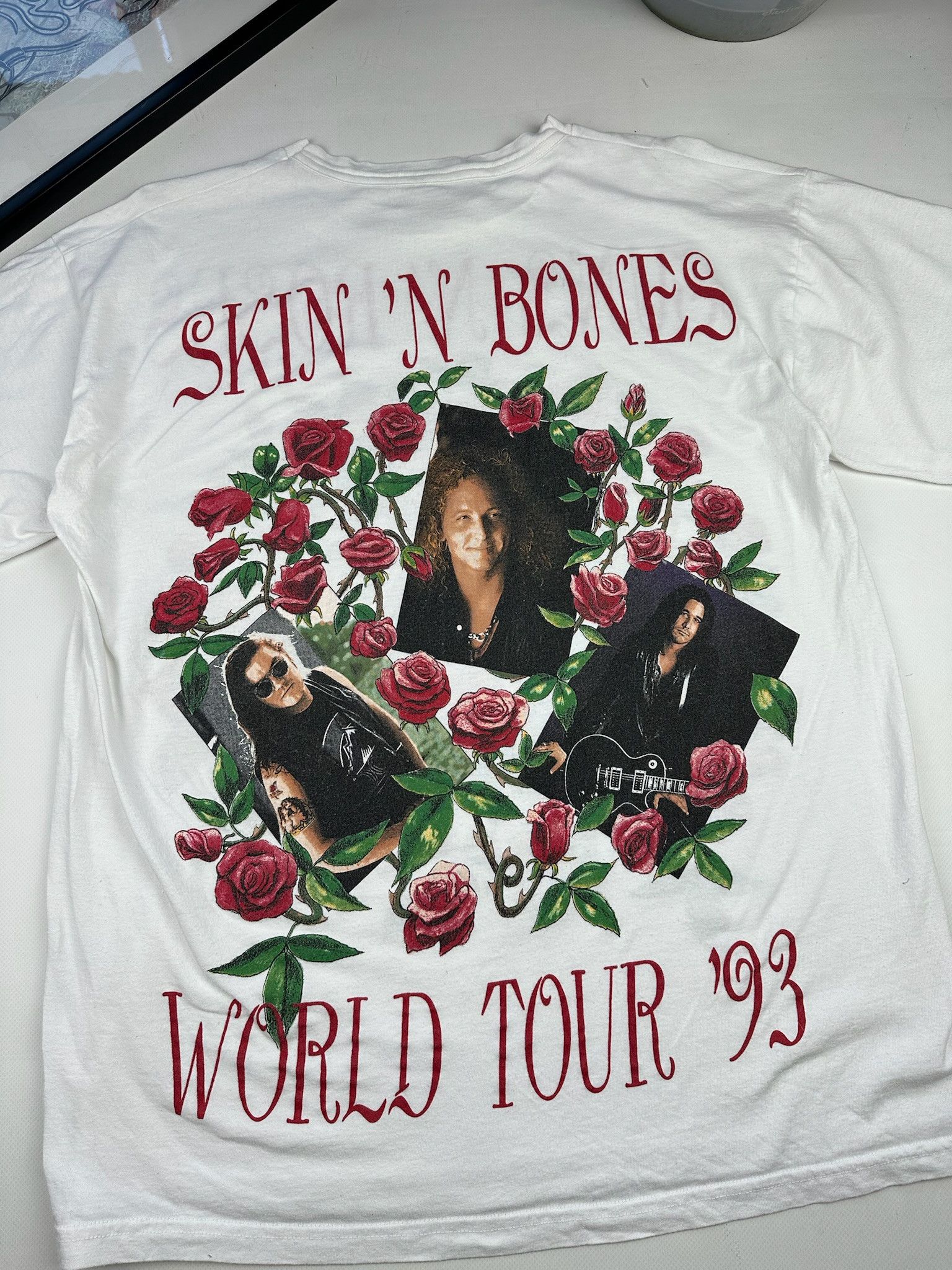 Band Tees Vintage guns n roses 1993 Size US L / EU 52-54 / 3 - 6 Thumbnail