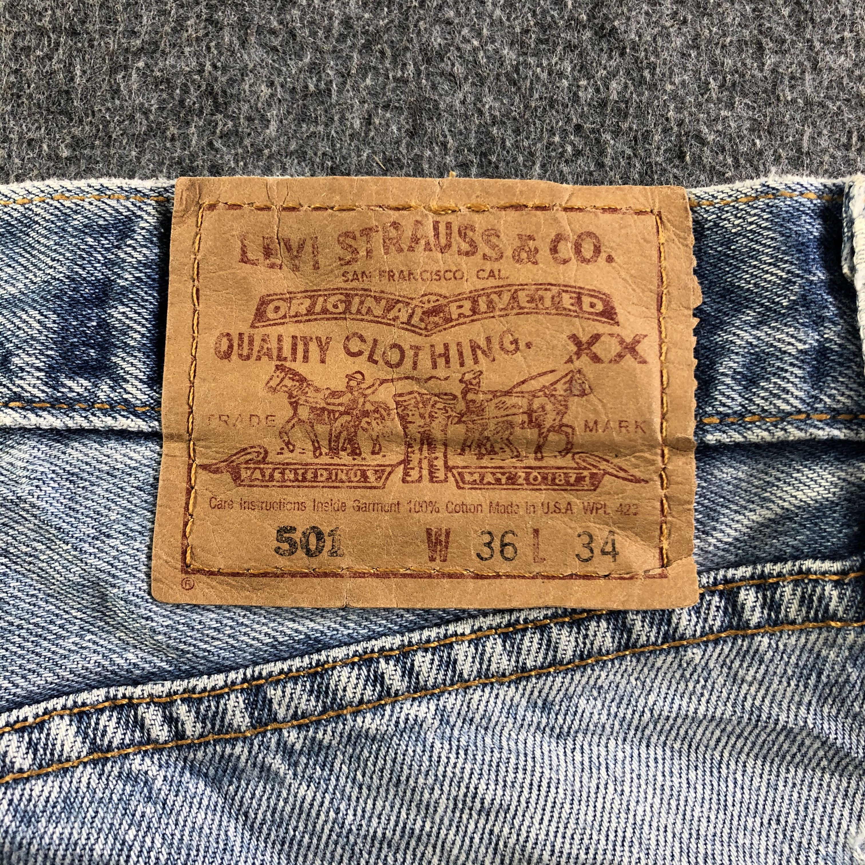Levi's Vintage Blue Wash Levis 501 Jeans-J3985 Size US 35 - 5 Thumbnail