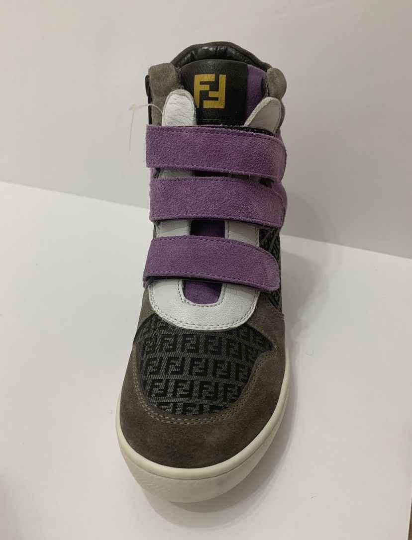 Fendi FENDI KIDS SAMPLE LEATHER WEDGE SNEAKERS Size US 4 / IT 34 - 13 Thumbnail
