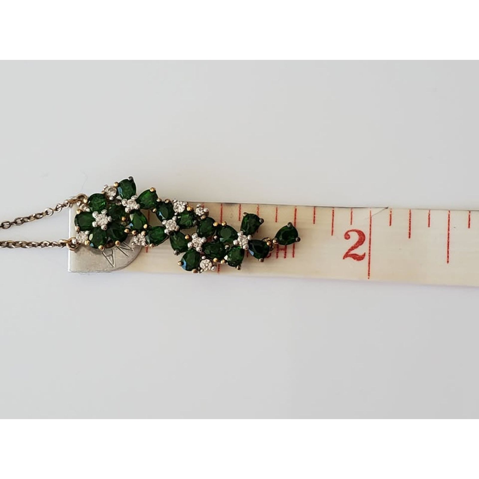 Other Sterling Silver Green Gem Flower Necklace Size ONE SIZE - 8 Thumbnail