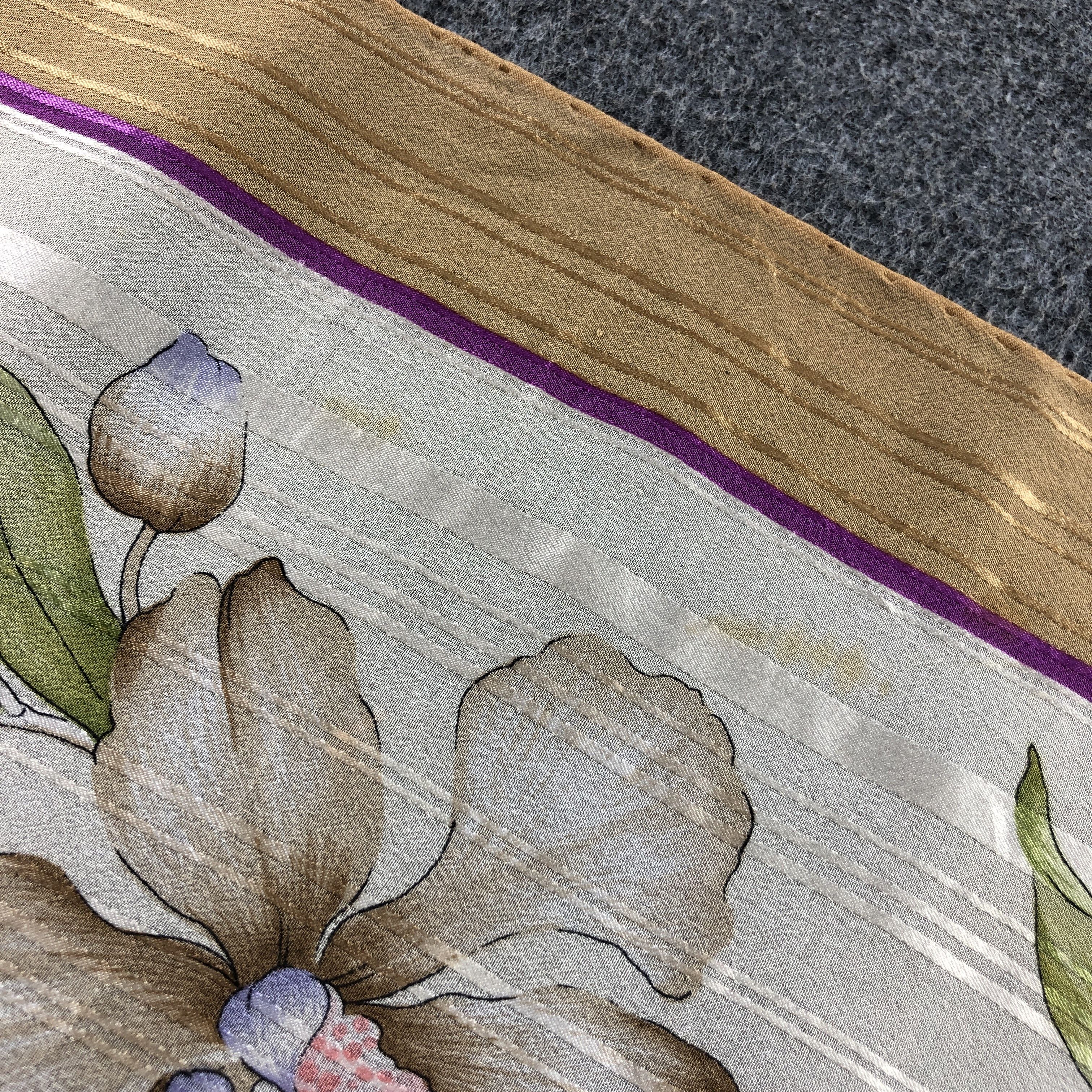 Vintage Vintage Valentino Garavani Floral Silk Scarf M1254 Size ONE SIZE - 11 Thumbnail