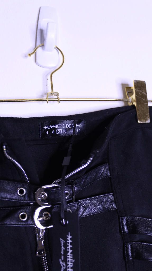 Maniere De Vior NWT Maniere De Voir Black Black Suede Buckle Leggings - 4 Size 27" / US 4 / IT 40 - 3 Thumbnail