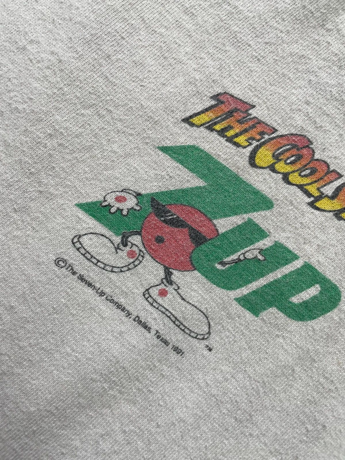 Vintage Vintage 7up tee logo rare SevenUp The cool spot size L 1991 Size US L / EU 52-54 / 3 - 6 Thumbnail