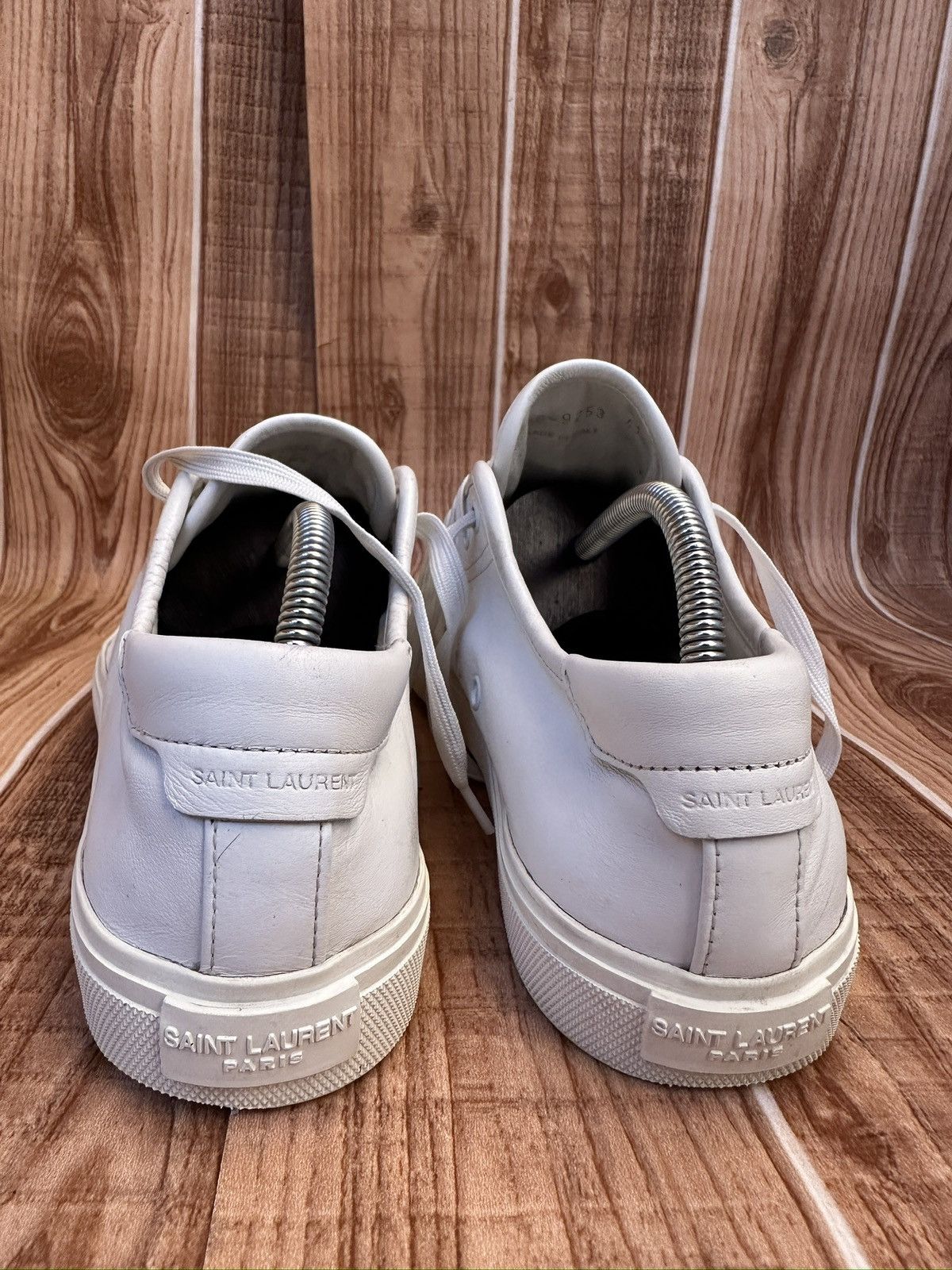 Yves Saint Laurent Saint Laurent Malibu White Leather Lace Up Lowtop Sneaks Size US 8.5 / EU 41-42 - 12 Thumbnail