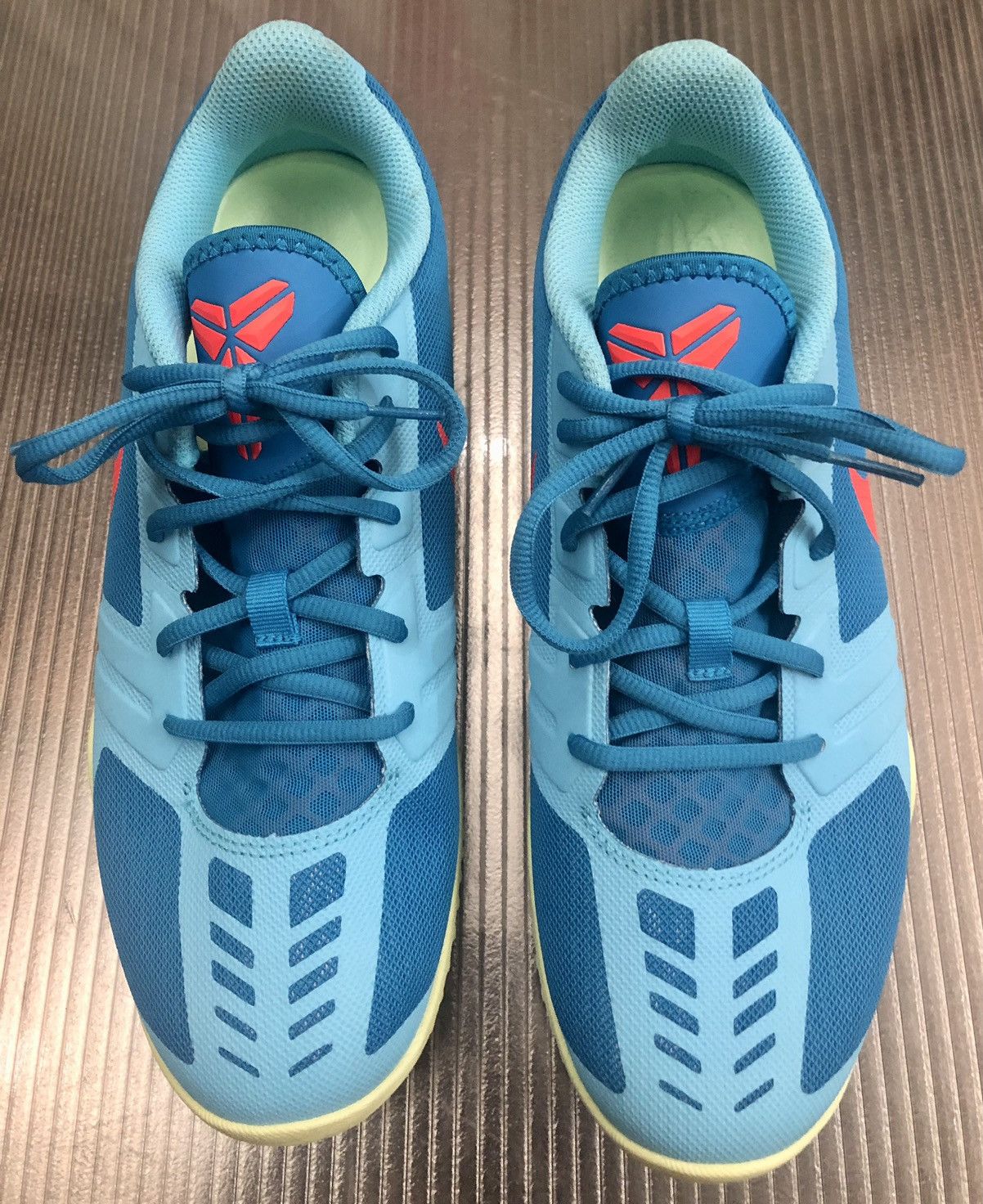 Nike kobe mentality 5 Clearwater 10US New w/o Box Size US 10 / EU 43 - 8 Thumbnail