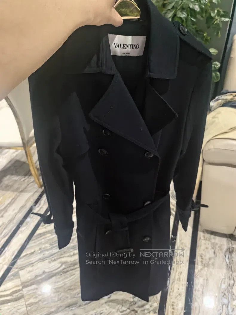 Valentino Valentino Wool coat Size L / US 10 / IT 46 - 1 Thumbnail