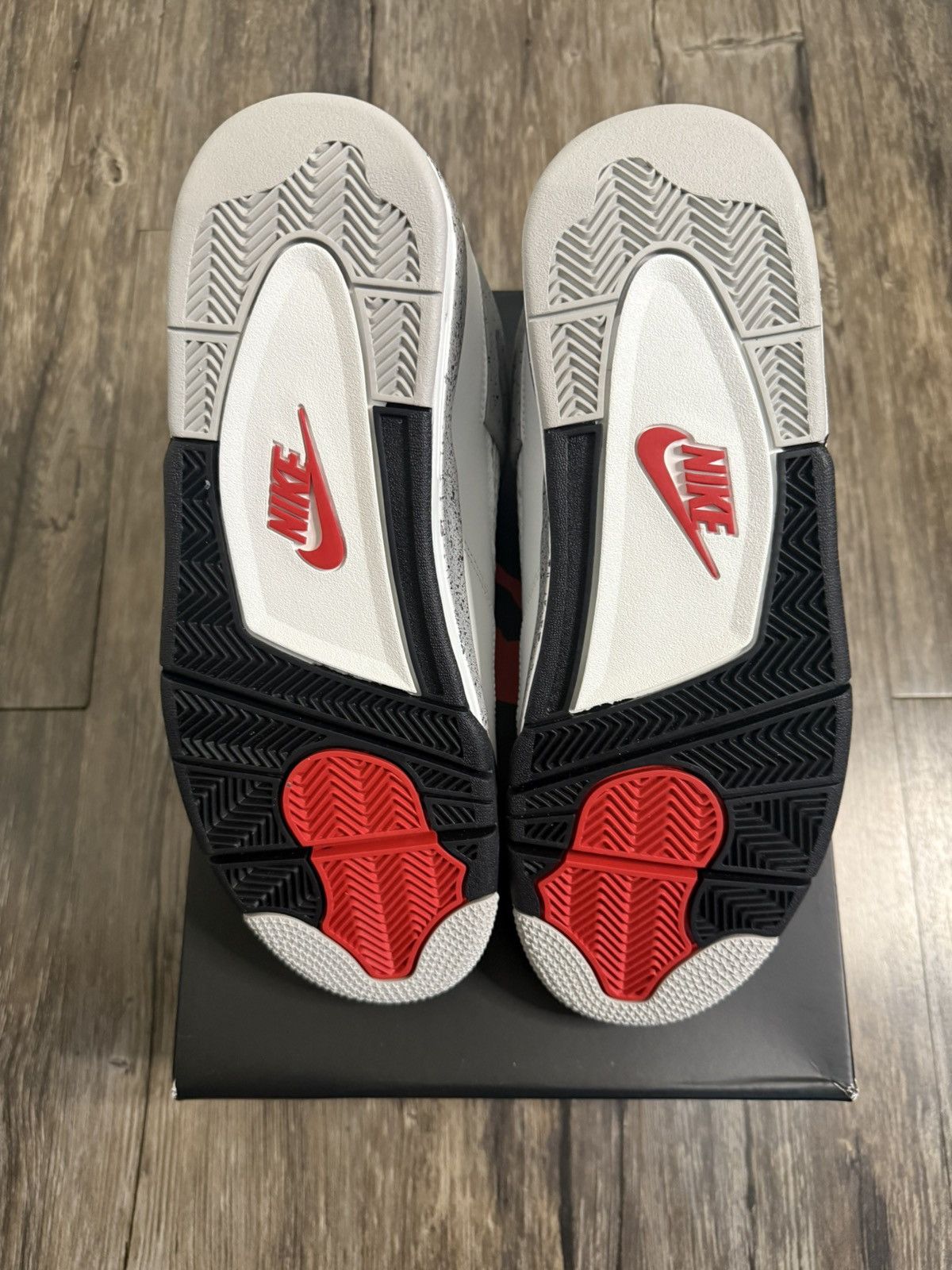 Jordan Brand Air Jordan 4 Retro WHITE CEMENT REIMAGINED Sz 11 FV5029 100 Size US 11 / EU 44 - 6 Thumbnail