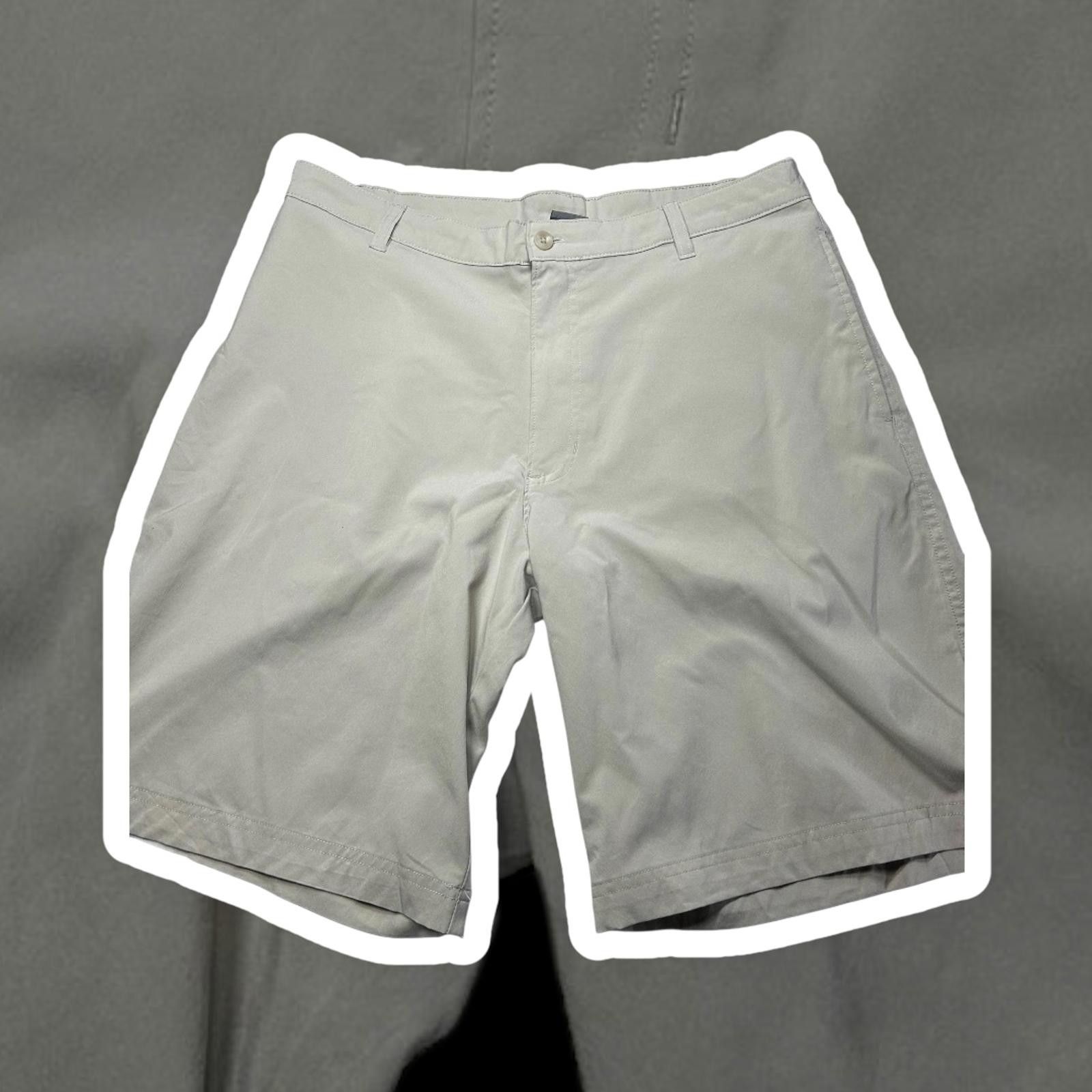 Champion Champion Men's Classic Khaki Cargo Shorts - Size 34W Size US 34 / EU 50 - 1 Thumbnail