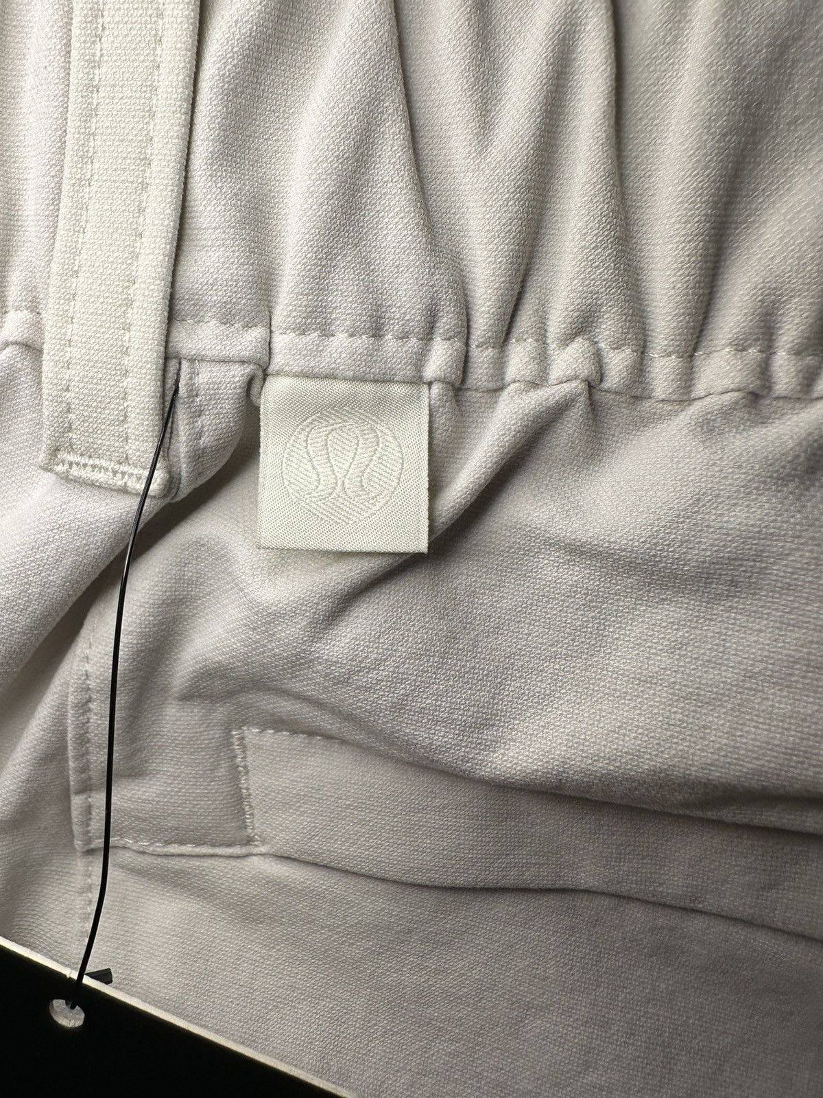 Lululemon Lululemon VersaTwill Relaxed-Fit Cargo Pant Size US 34 / EU 50 - 4 Thumbnail