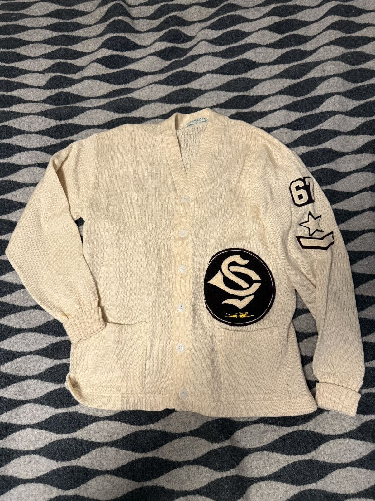 Vintage Imperial cardigan cream letterman swimming 60s 70s vintage Size US L / EU 52-54 / 3 - 1 Thumbnail