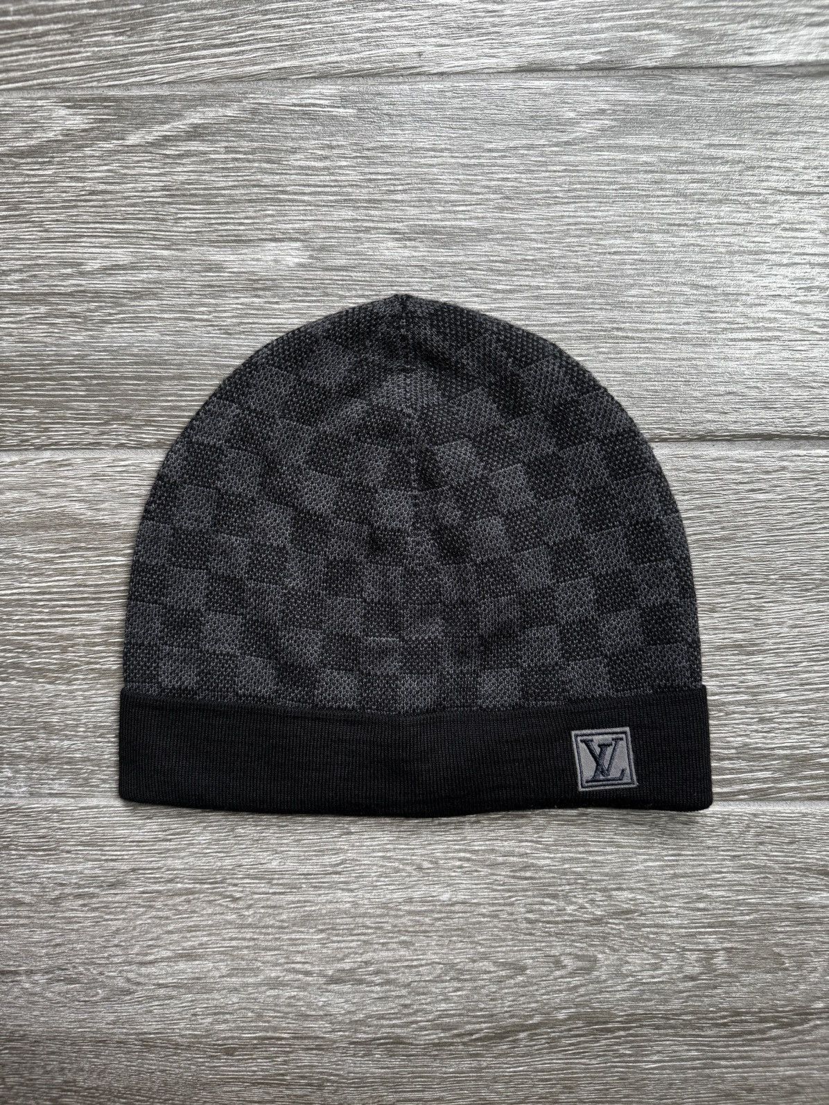Louis Vuitton Authentic Louis Vuitton Beanie Hat Cap Damier Petite Black Size ONE SIZE - 2 Thumbnail