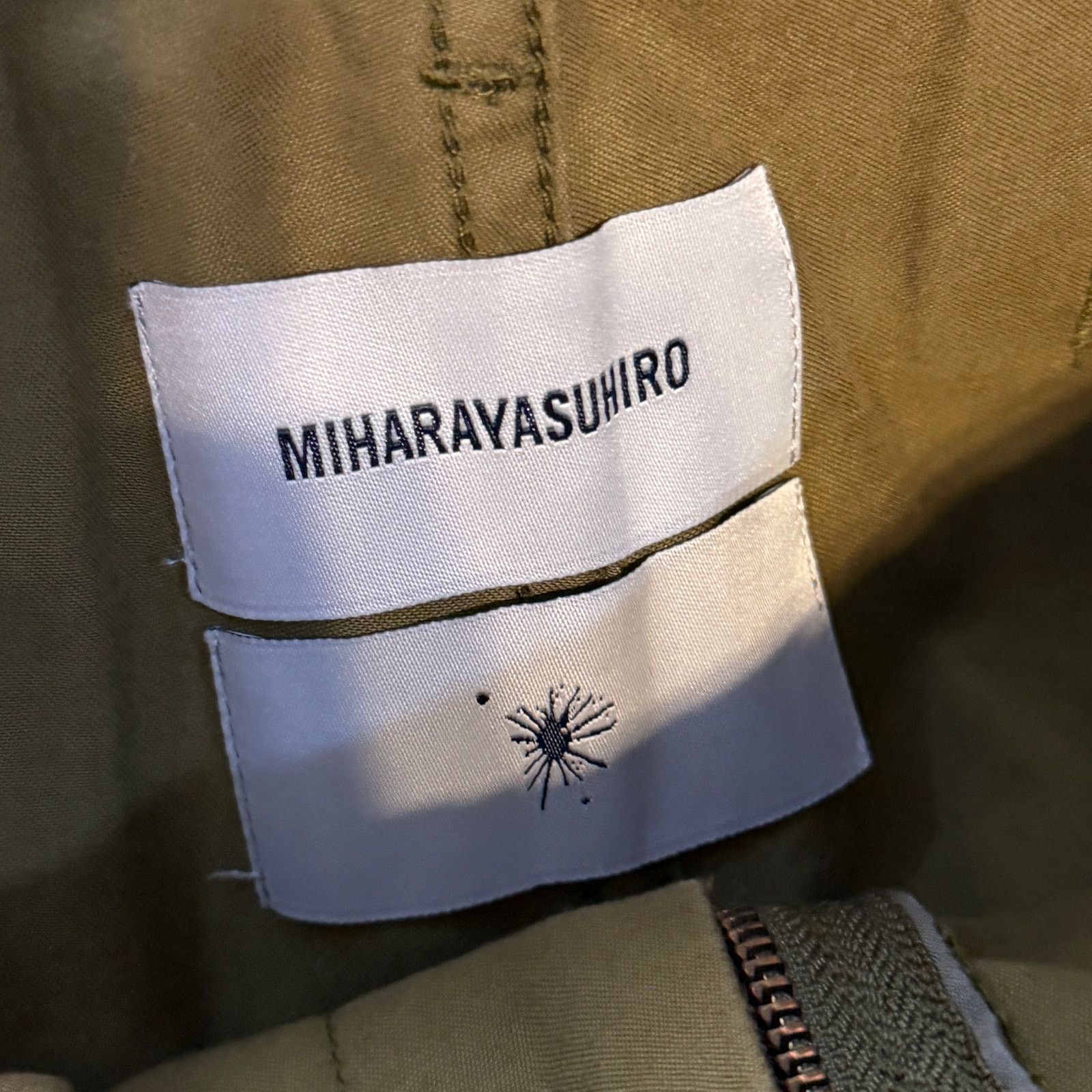 Maison MIHARA YASUHIRO Miharaya Olive Green Capri Pants Size 30" / US 8 / IT 44 - 3 Thumbnail