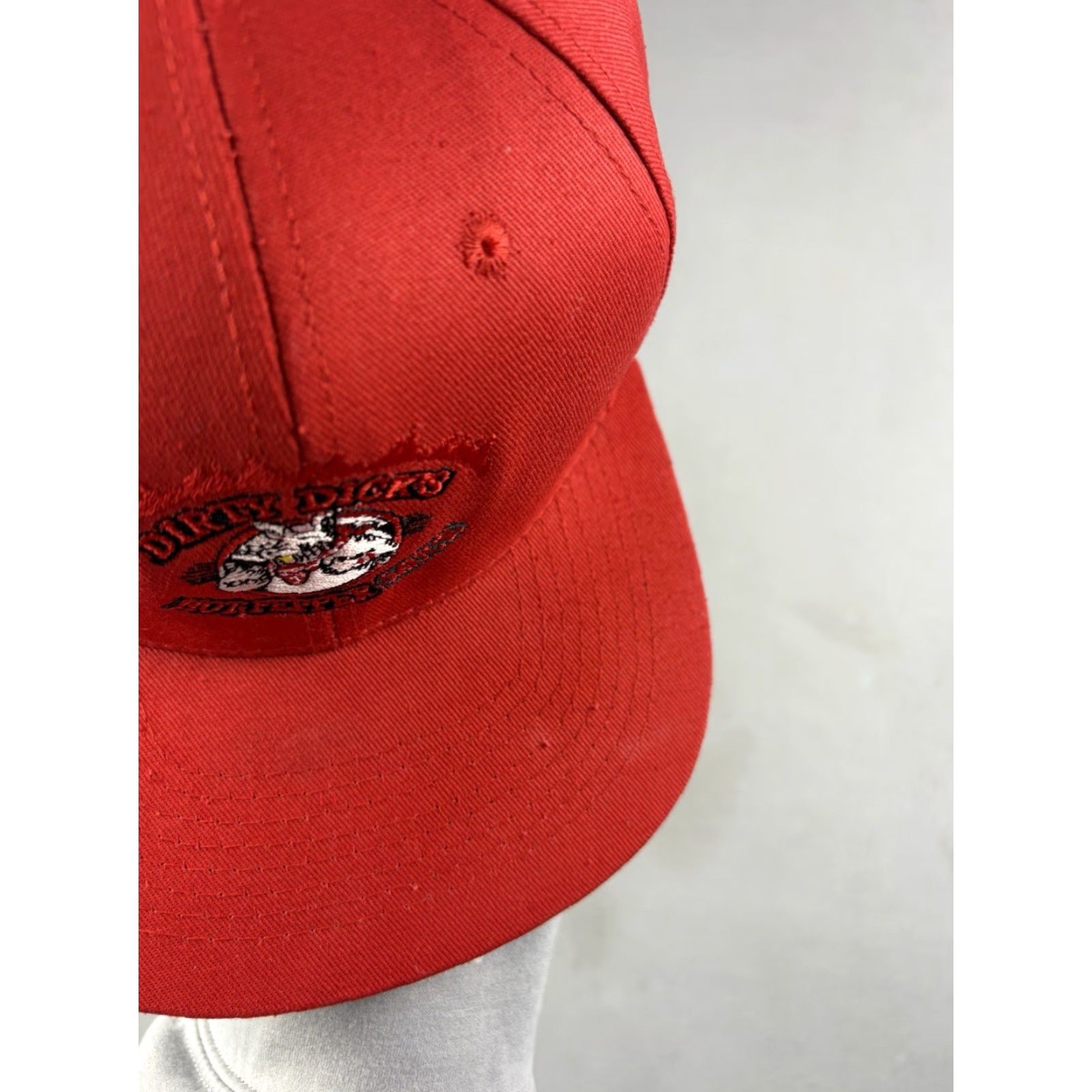 Vintage VINTAGE Dirty Dicks Hot Pepper Sauce Hat SnapBack Cap Red Embroidered 90s Red One Size Men Cotton Canvas Casual Snapback 90s Hat Mens Size ONE SIZE - 3 Thumbnail