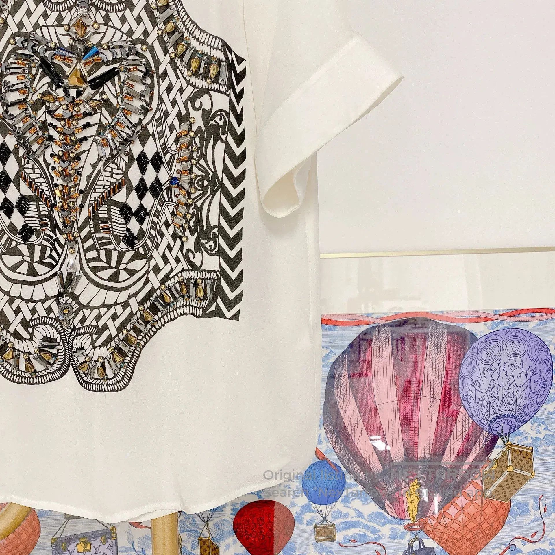 Balmain BALMAIN White Printed T-Shirt. Size XXS / US 00 / IT 34 - 3 Thumbnail