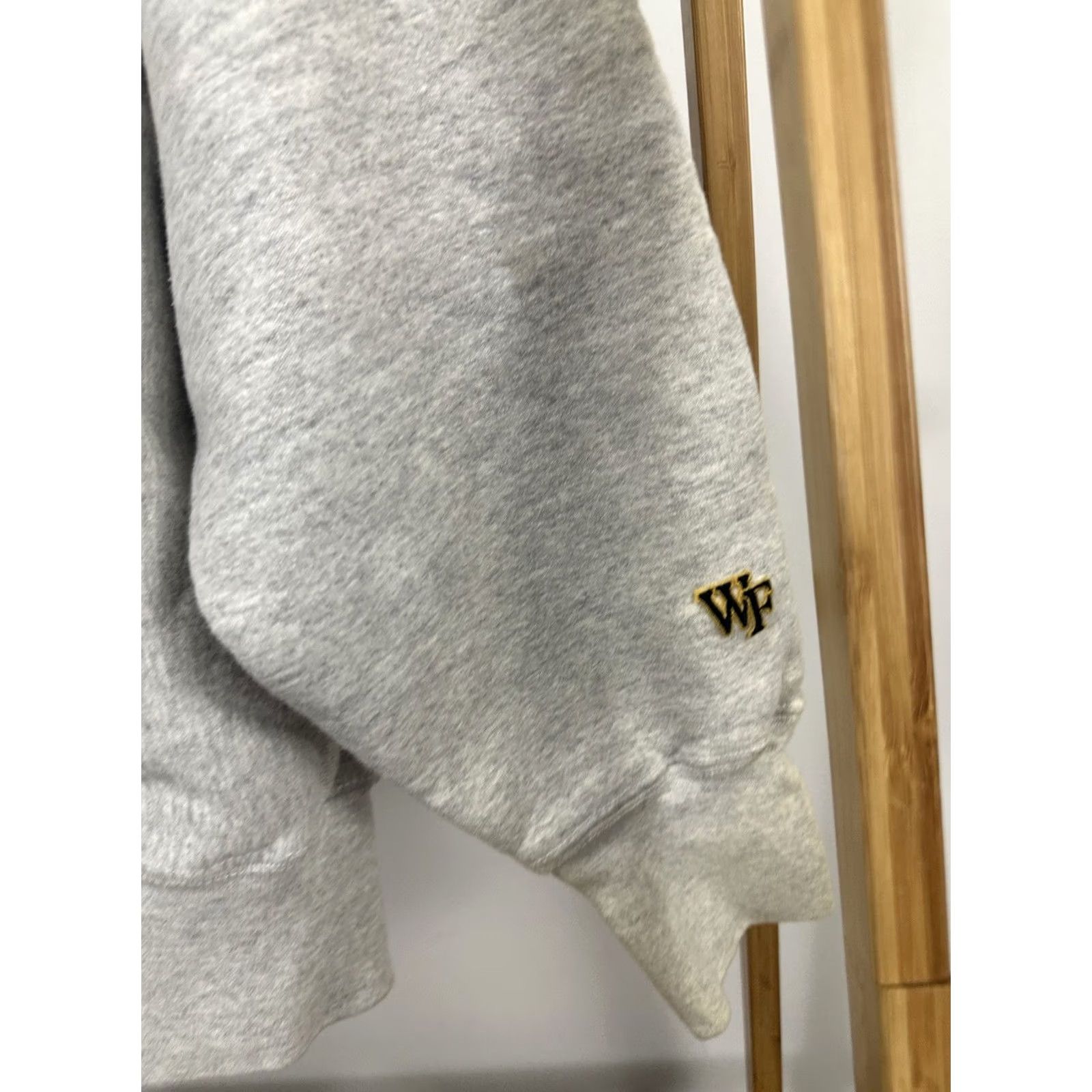 Vintage VTG Wake Forest Demon Deacons Crewneck BOXY Thick Weave Sweatshirt Size S Gray Mens Sweatshirt Size US S / EU 44-46 / 1 - 5 Thumbnail