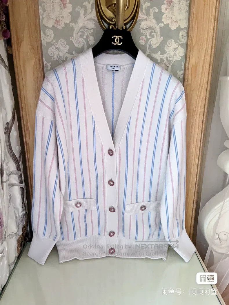 Chanel Chanel Coat Size XS / US 0-2 / IT 36-38 - 1 Thumbnail
