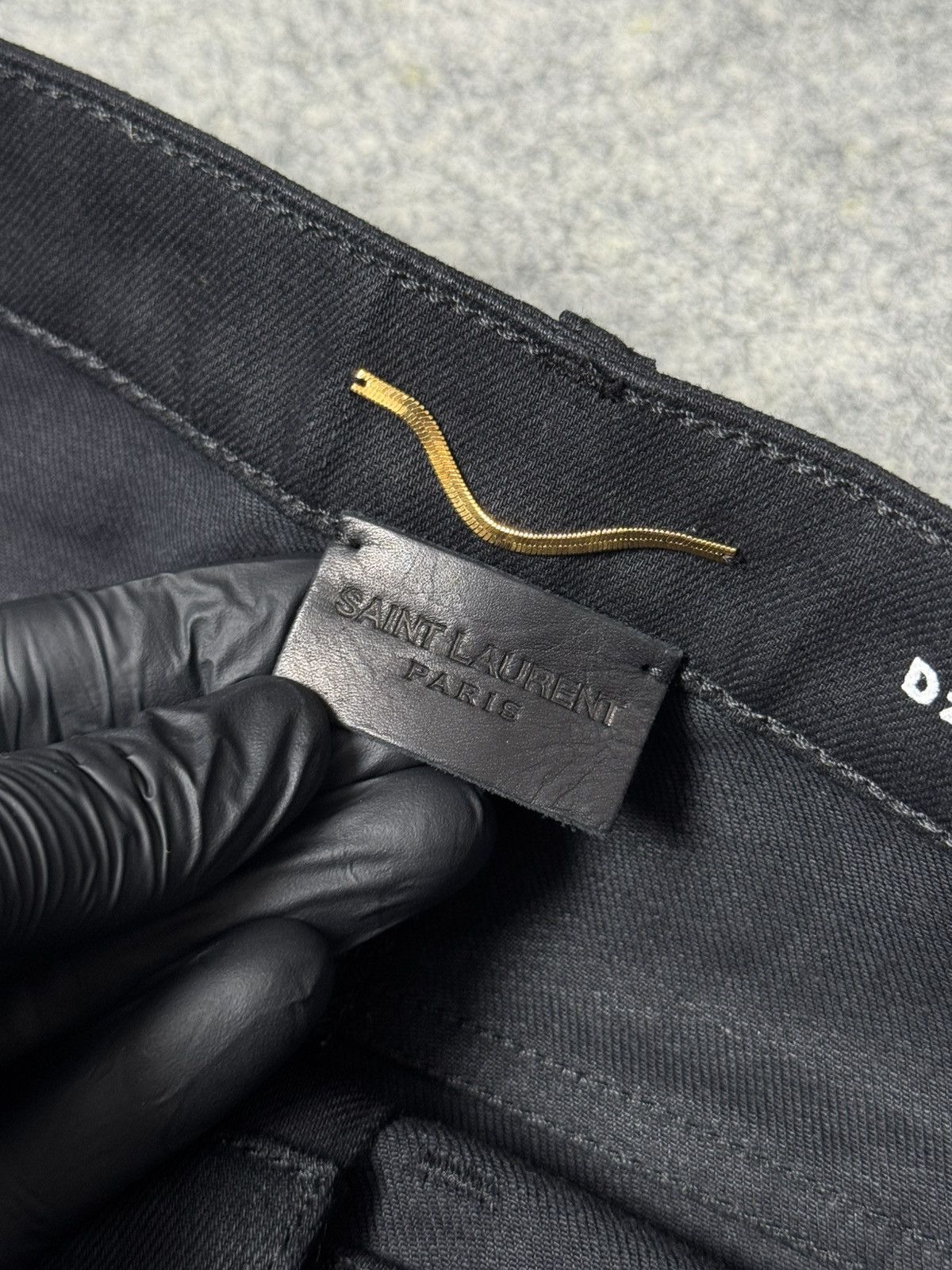 Saint Laurent Paris Saint Laurent Paris Used Black HW D27 Flared Denim Size 26" / US 2 / IT 38 - 10 Thumbnail