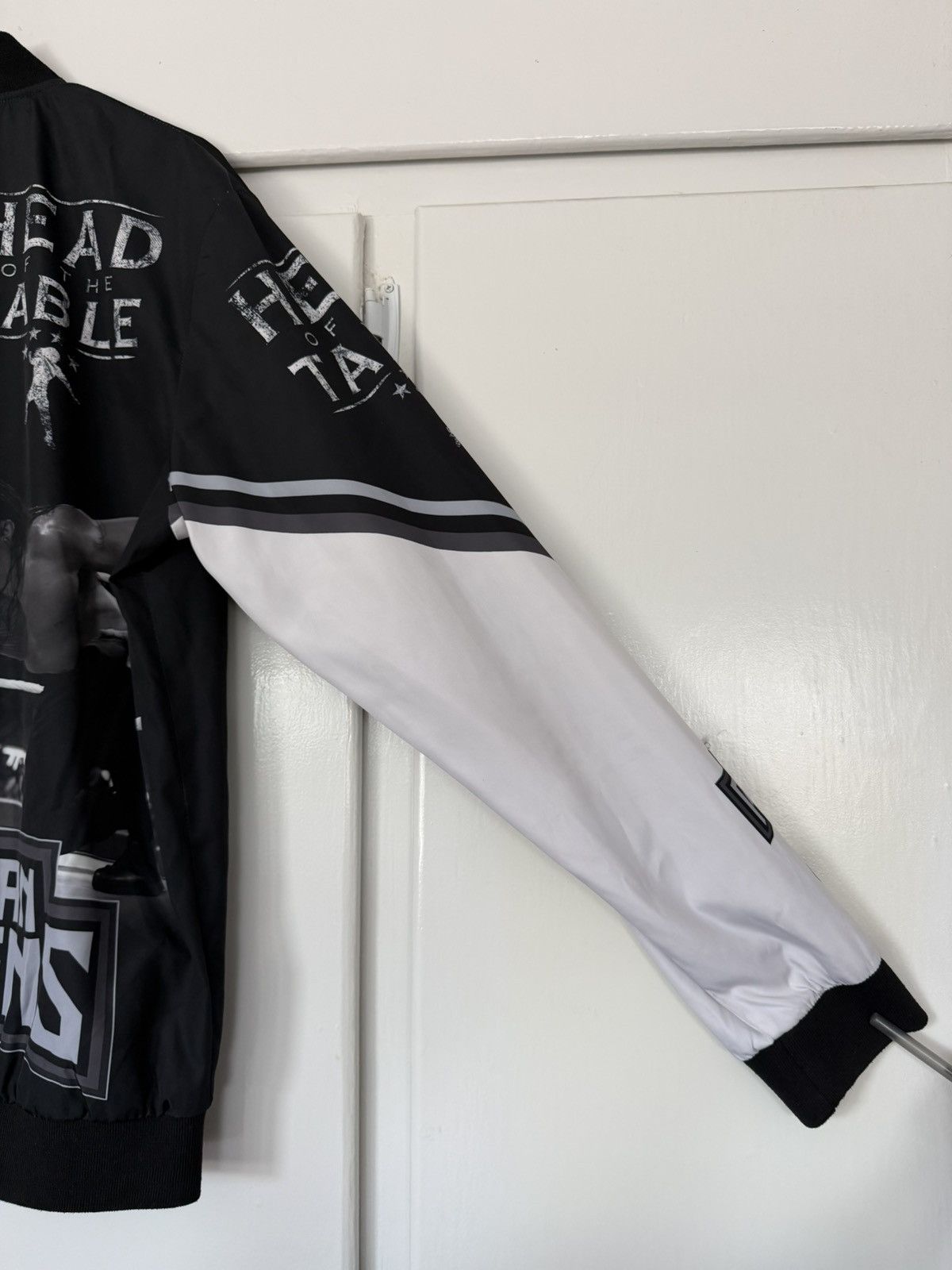 Chalk Line CHALK LINE WWE ROMAN REIGNS HEAD OF THE TABLE JACKET WRESTLE Size US L / EU 52-54 / 3 - 12 Thumbnail
