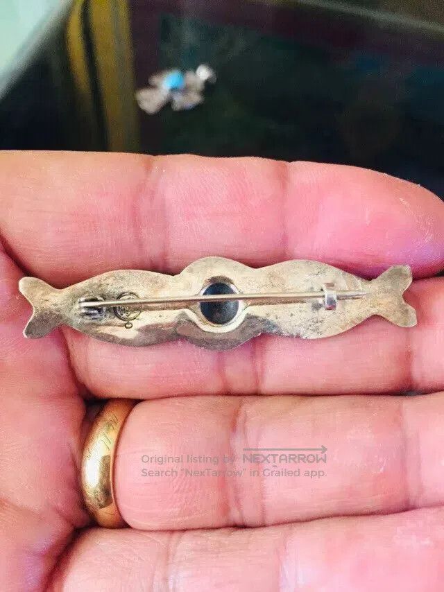 Japanese Brand Navajo Tribal Totem Silver Brooch. Size ONE SIZE - 4 Thumbnail